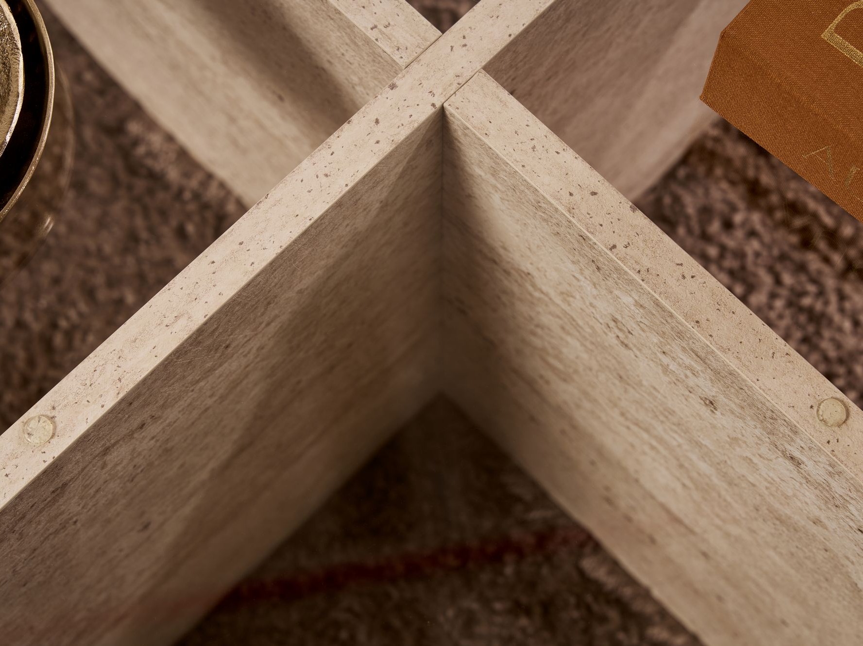 Stolić za kavu Novato 117 (II)