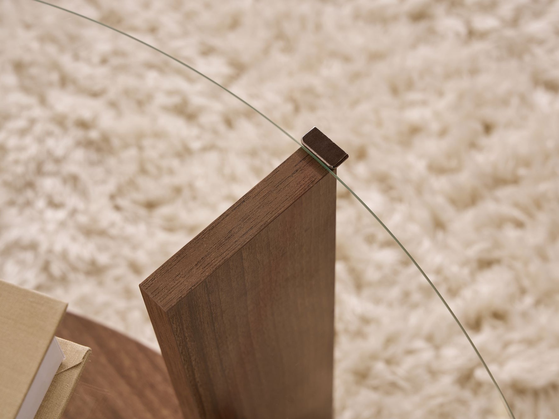 Stolić za kavu Novato 118 (Orah)