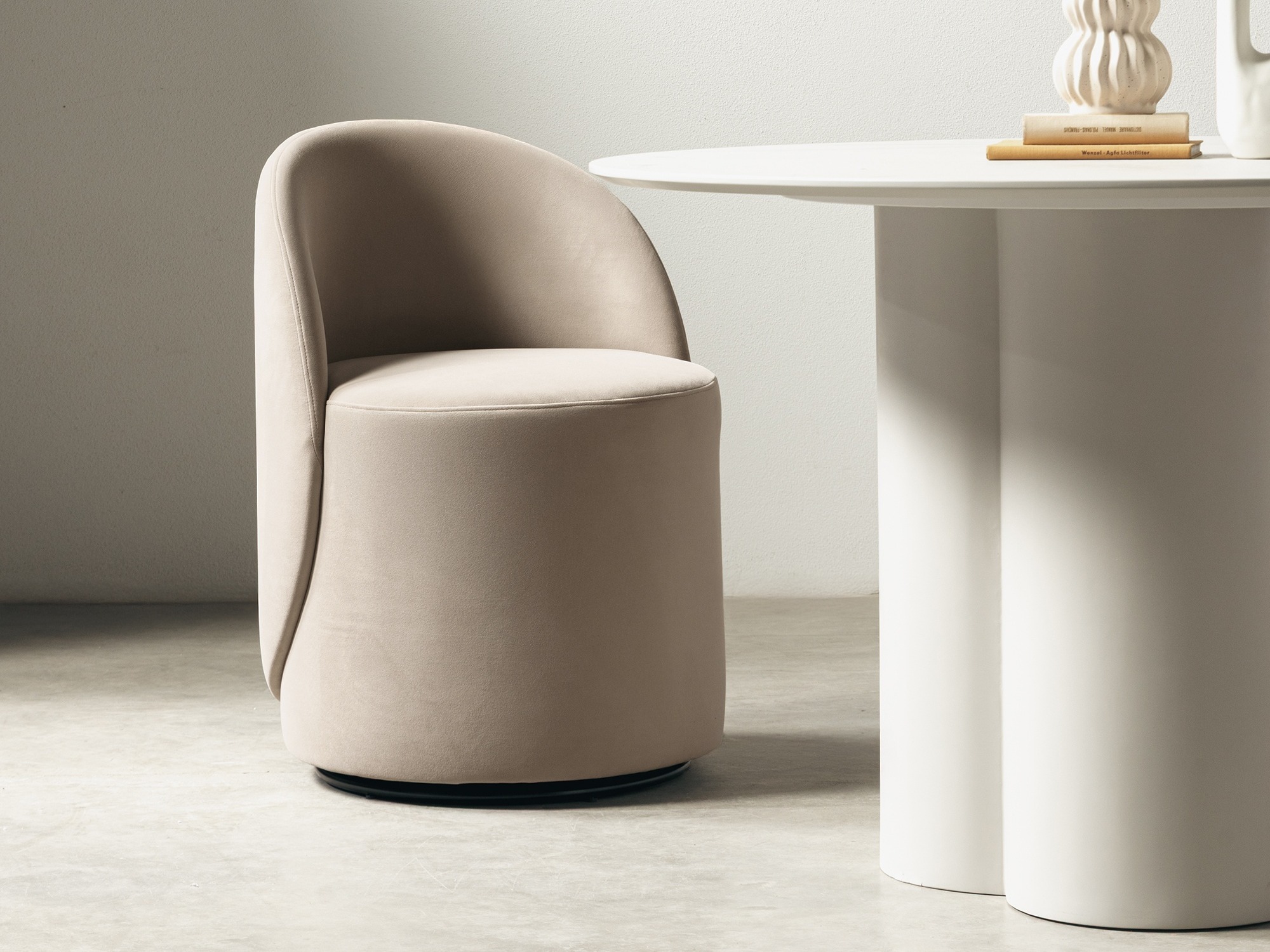 Fotelja Burleson 299 (Krem)