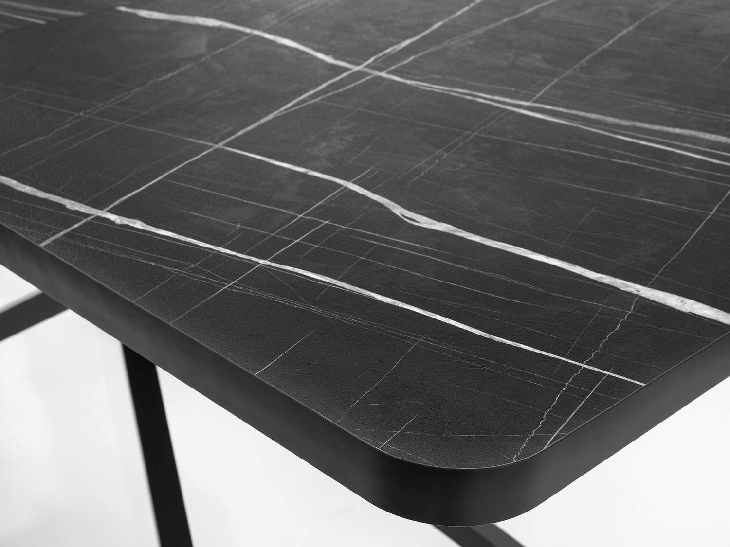 Stol Kailua 2624 (Crni mramor)