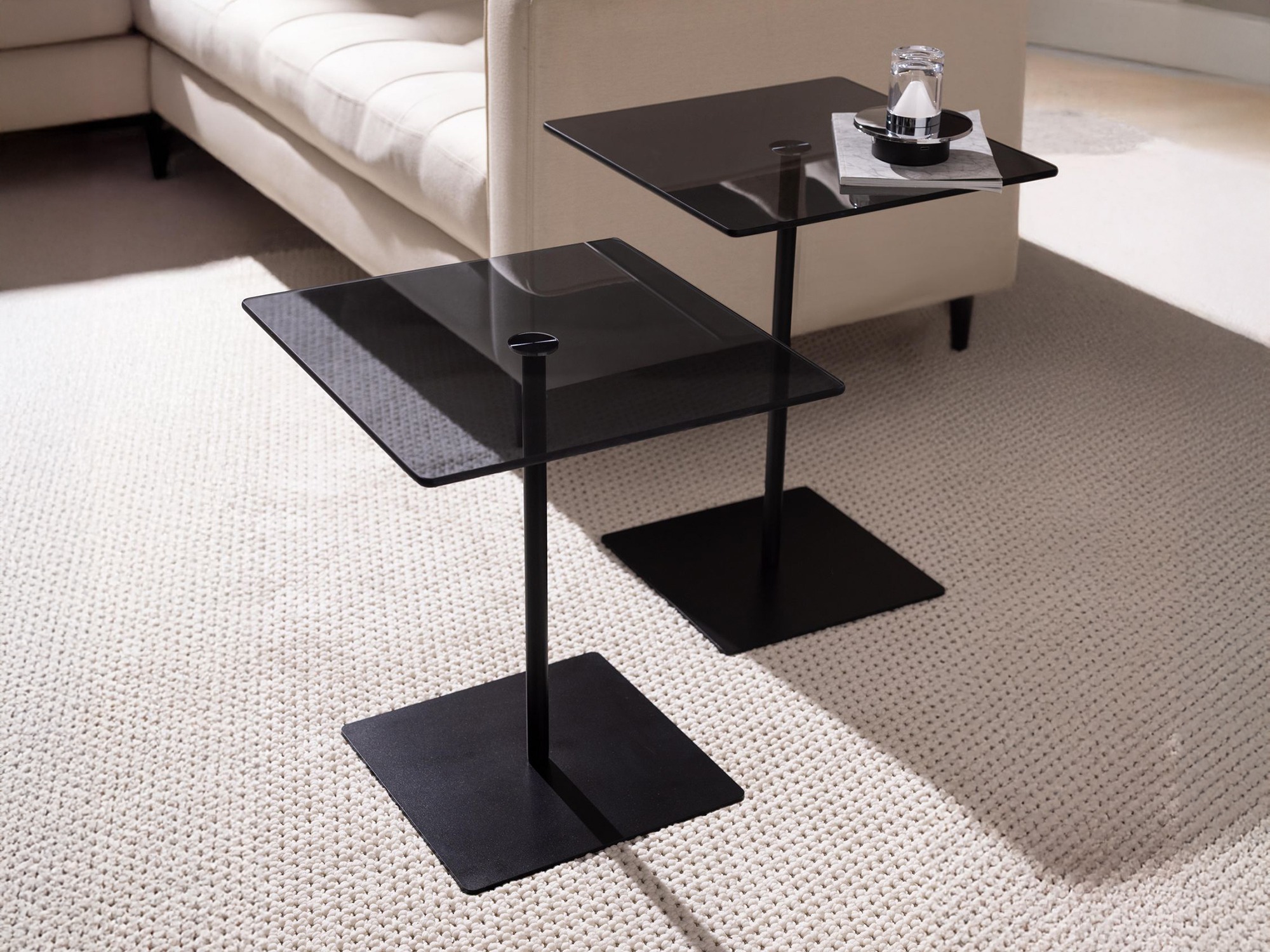 Set pomoćnih stolića Kailua 2639 (Crna)