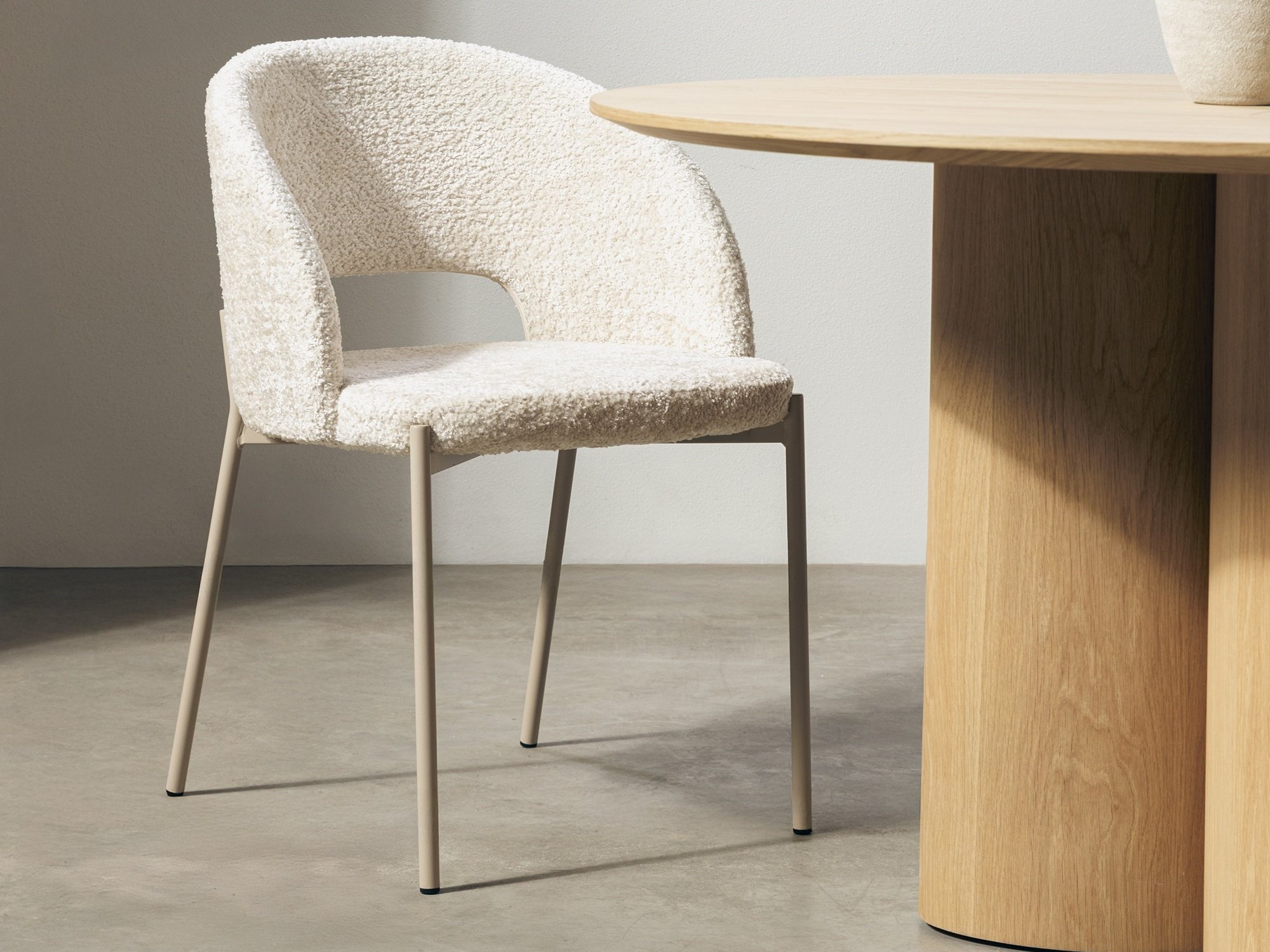 Stolica Burleson 390 (Svijetlo bež)