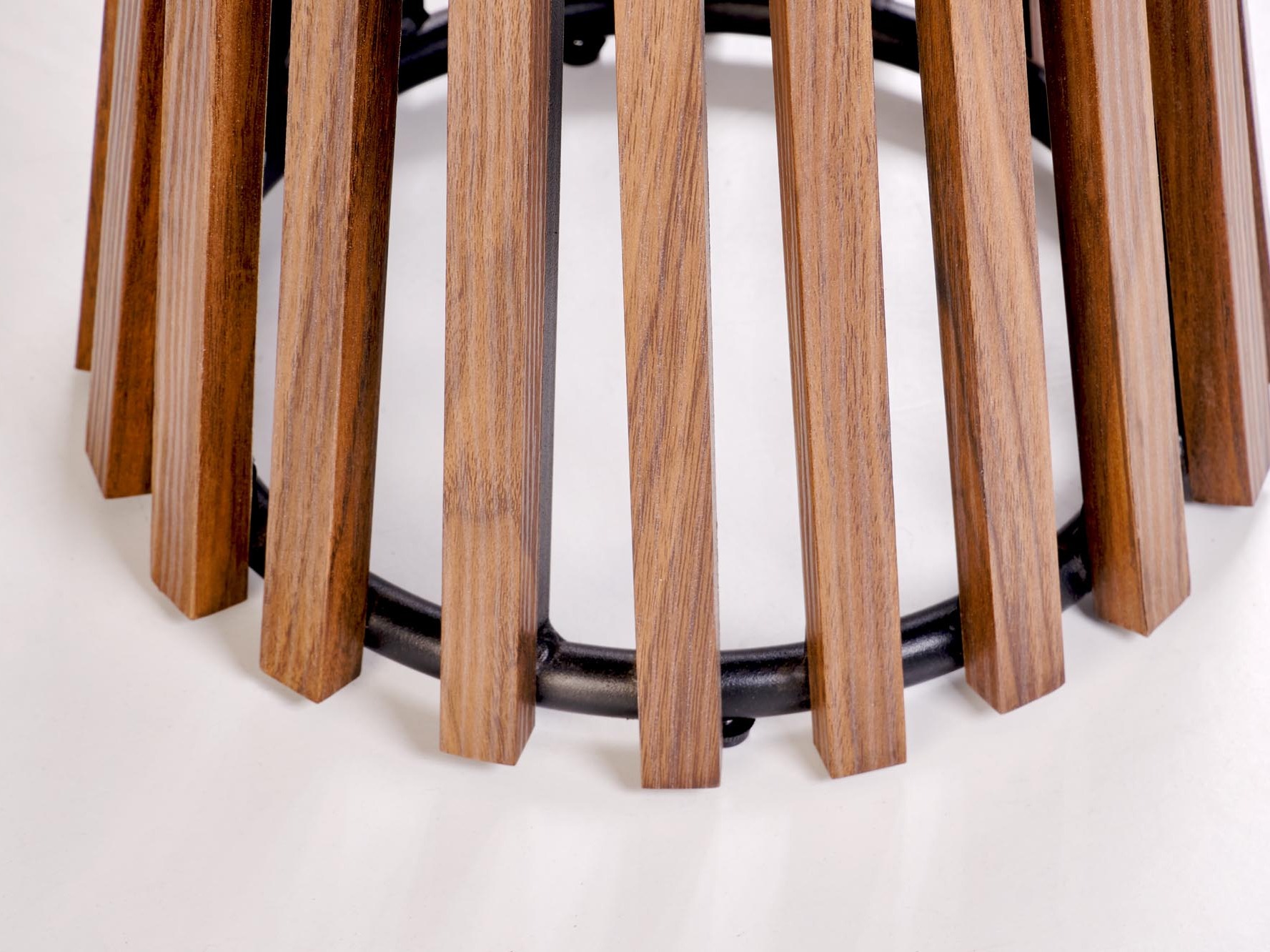 Pomoćni stolić Houston 2021