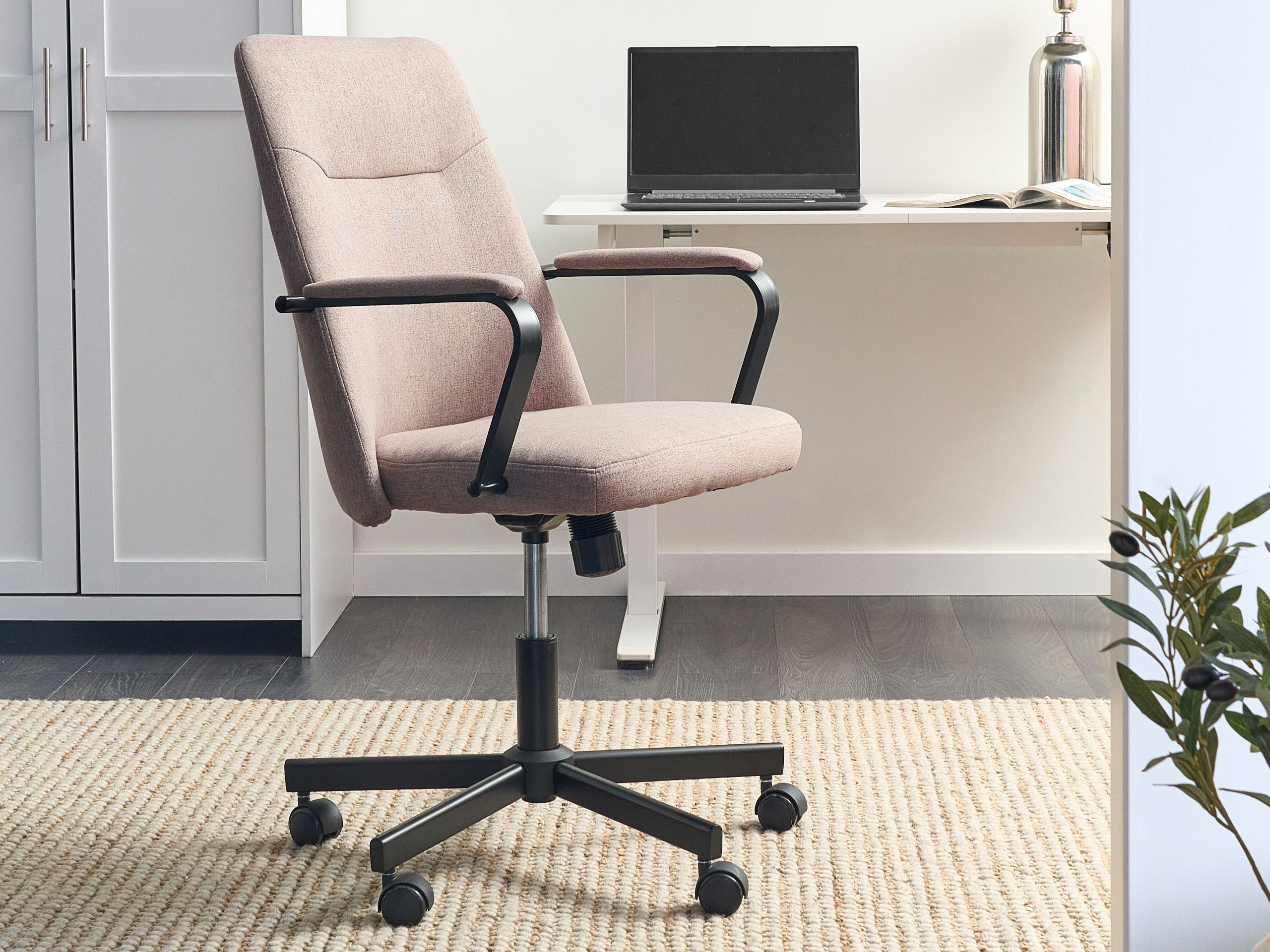 Uredska stolica Berwyn 2758 (Svijetlo smeđa)