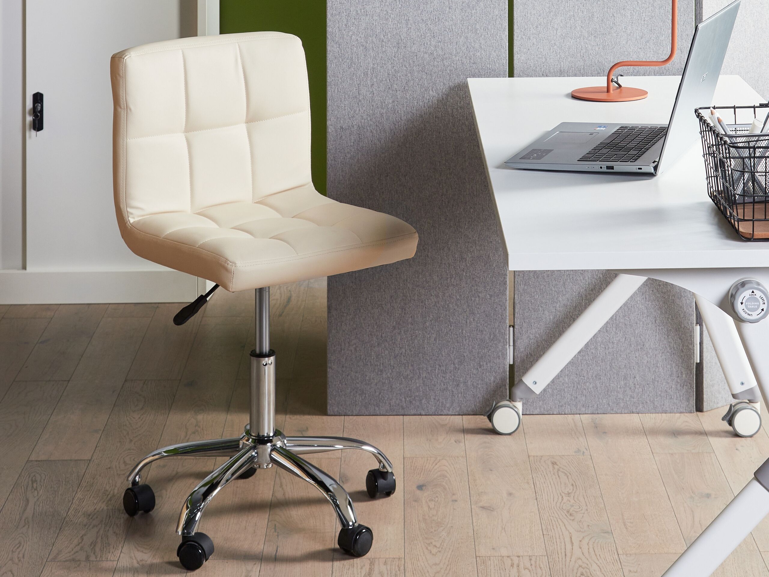 Uredska stolica Berwyn 879 (Bež)