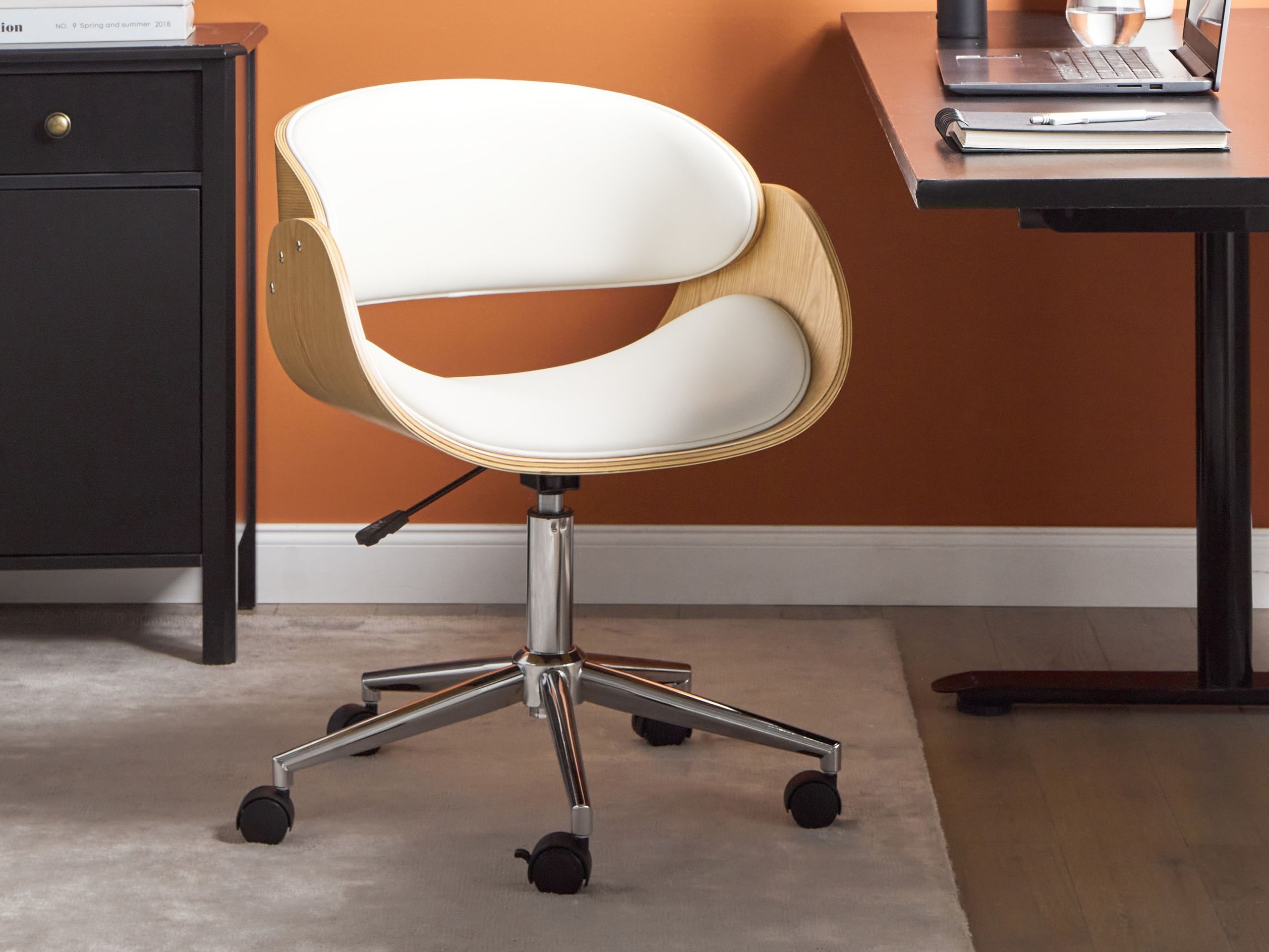 Uredska stolica Berwyn 2781