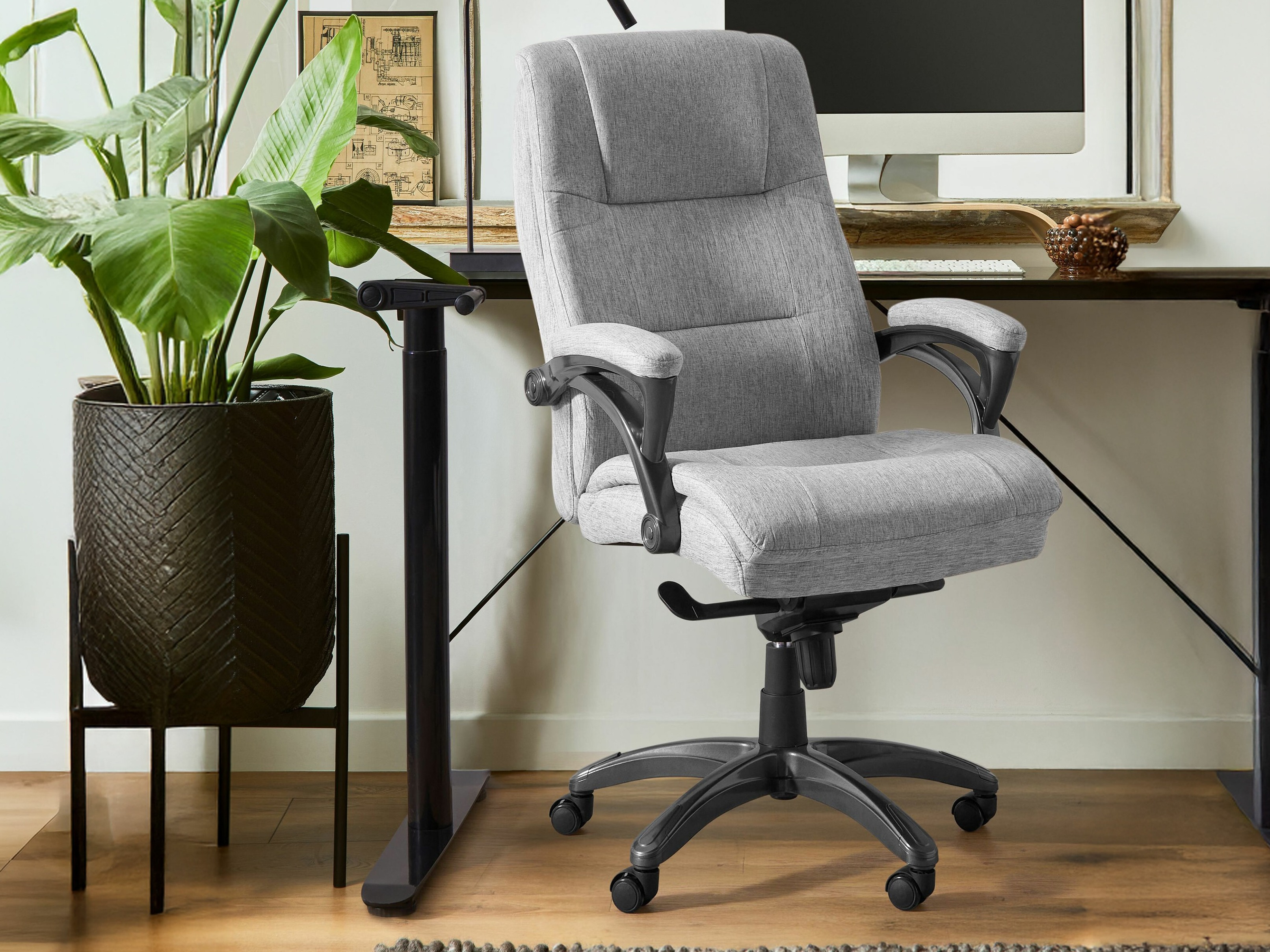 Uredska stolica Berwyn 2774