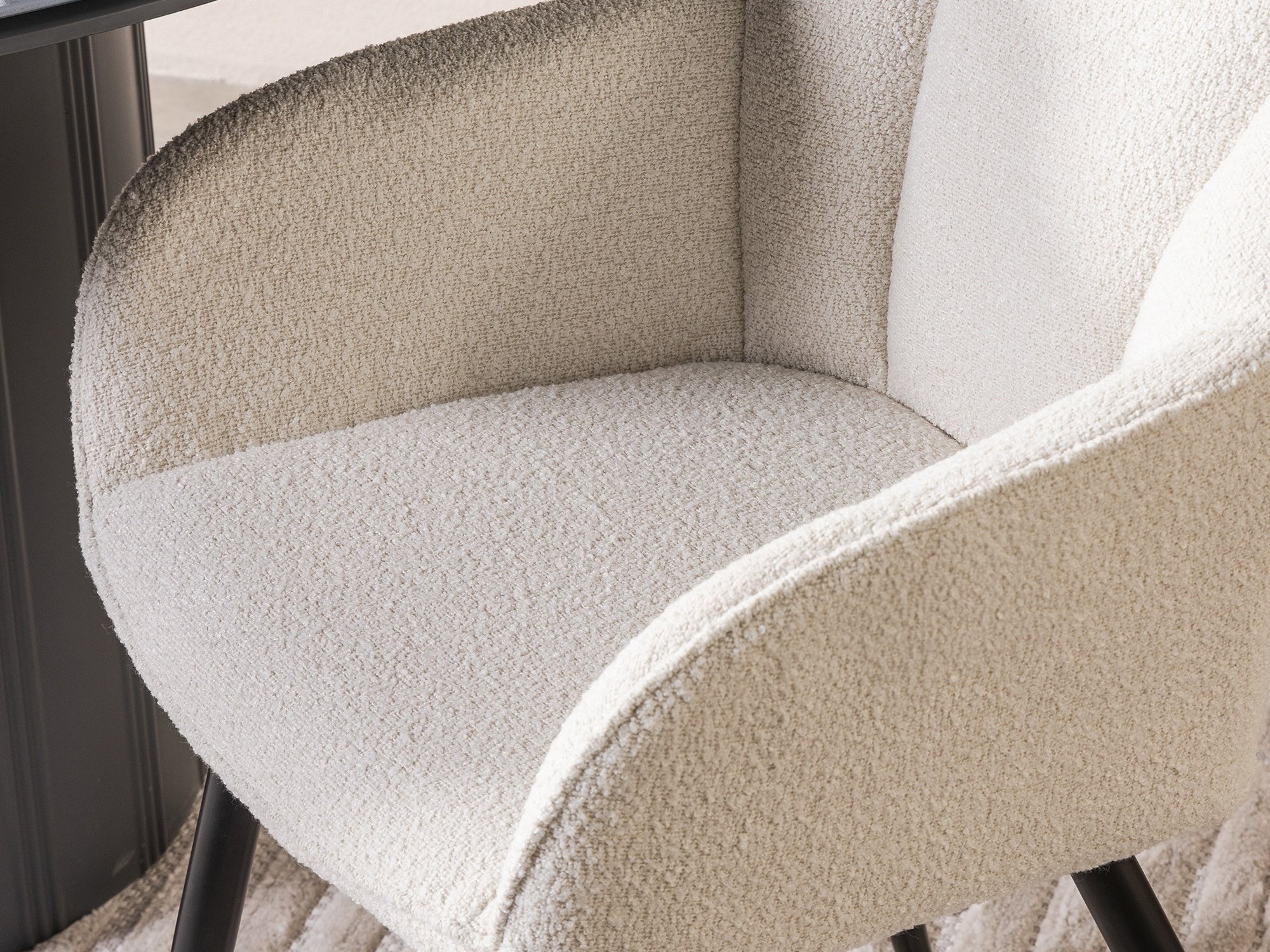 Stolica Burleson 441 (Krem)