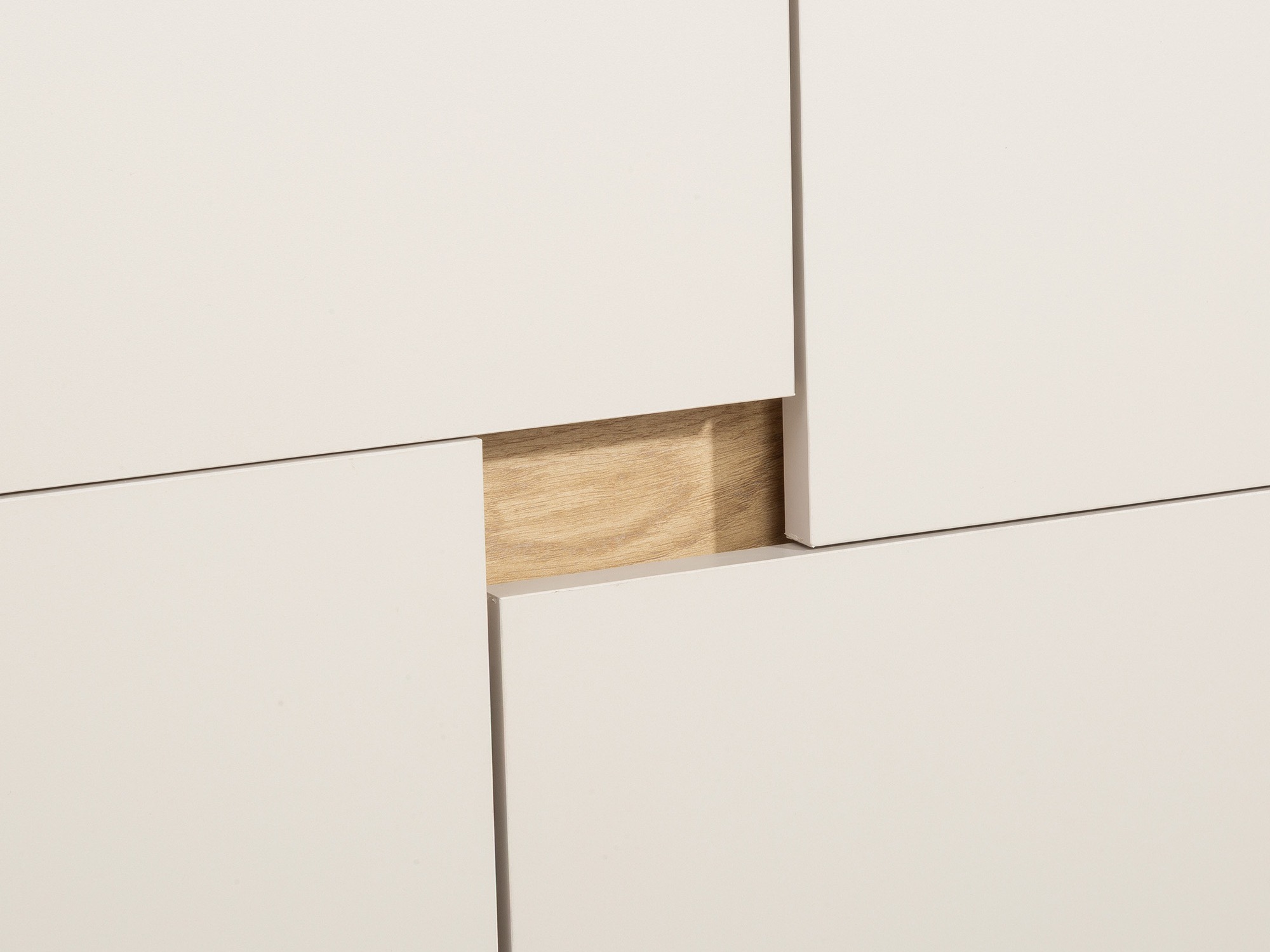 Polica Mavdori 104 (Kašmir)