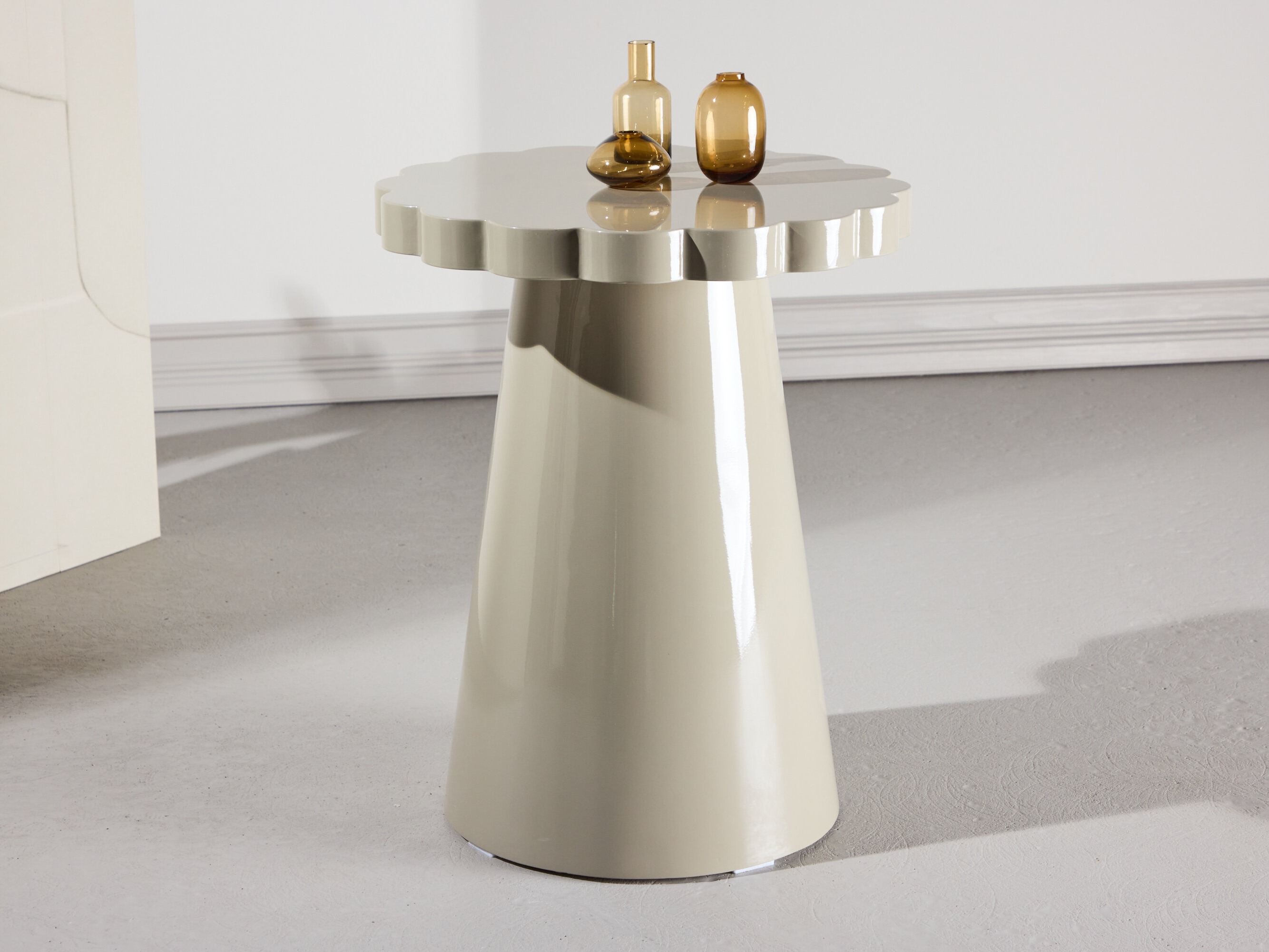 Pomoćni stolić Dallas 4924