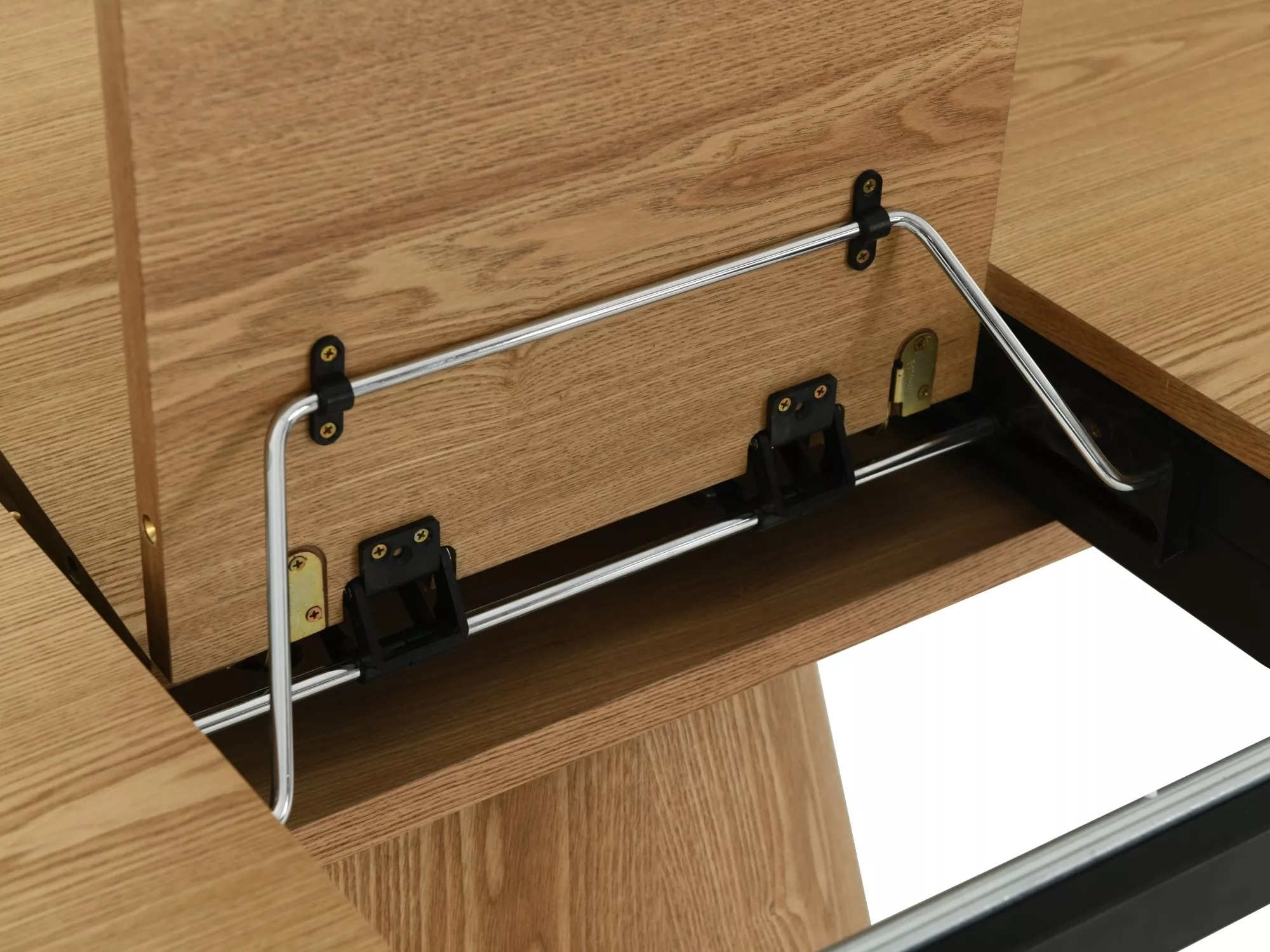 Stol Detroit 920 (Hrast)