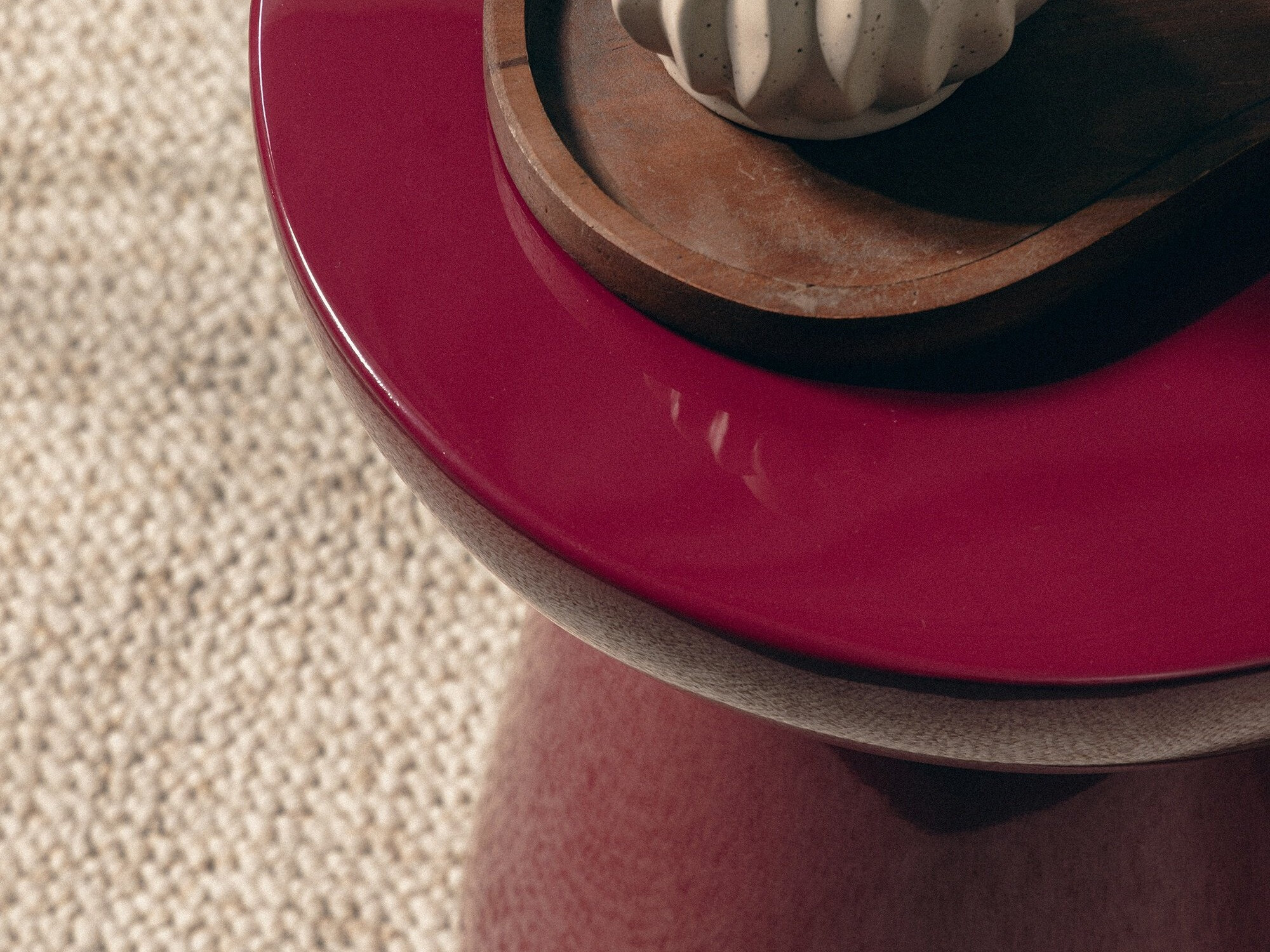 Pomoćni stolić Burleson 482 (Sjajno crvena)