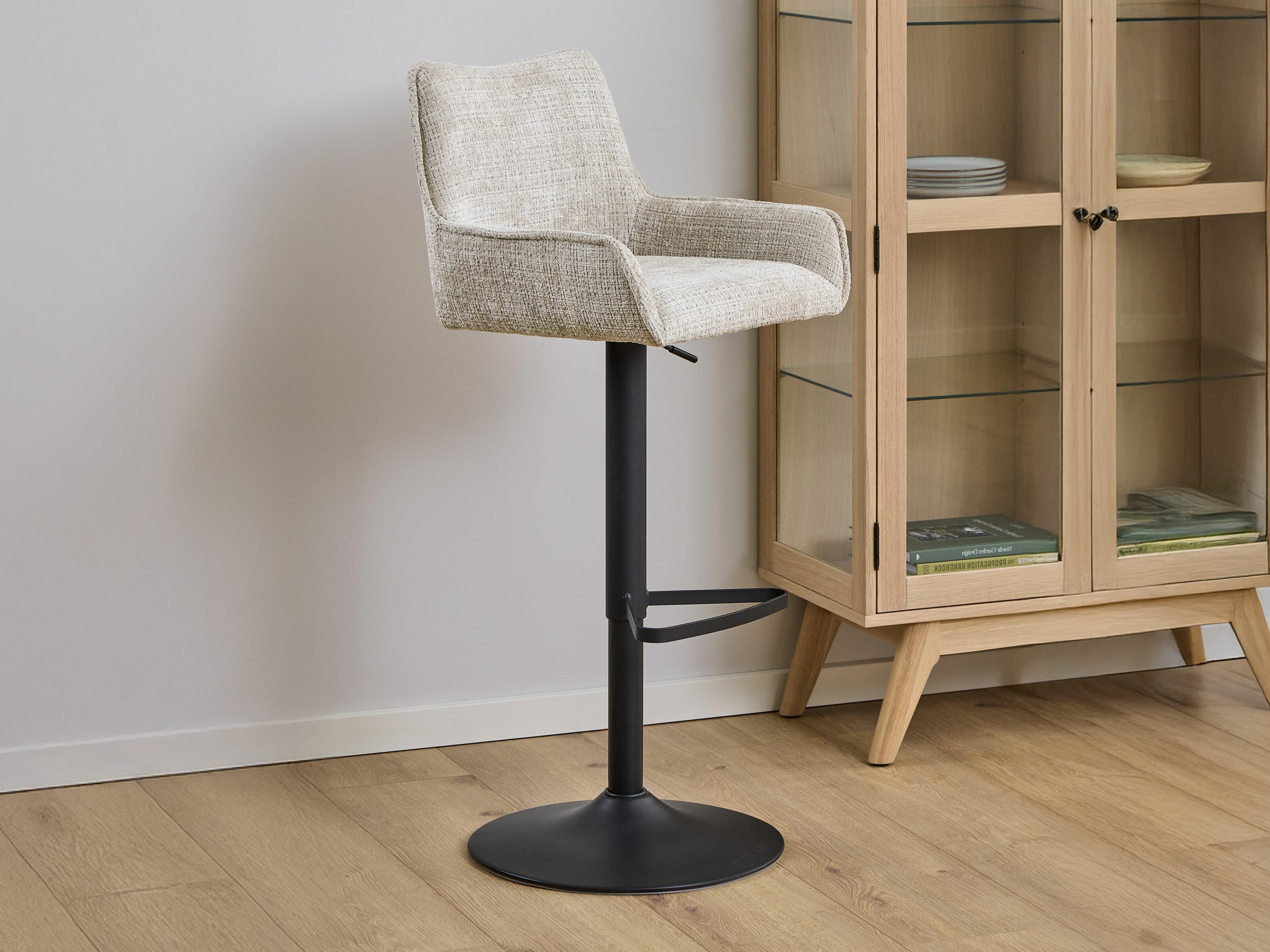 Barska stolica Norsica 1002