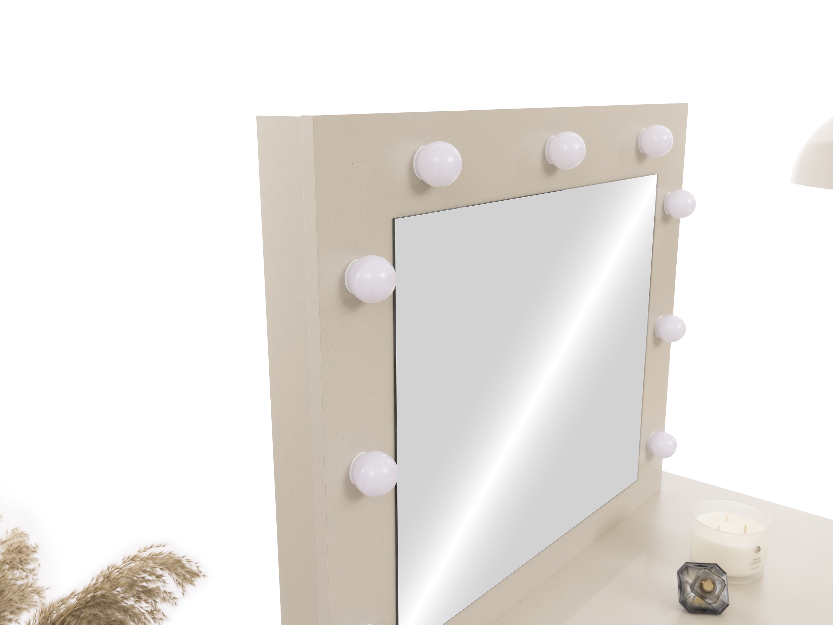 Toaletni stolić Murrieta 194 (Kašmir)