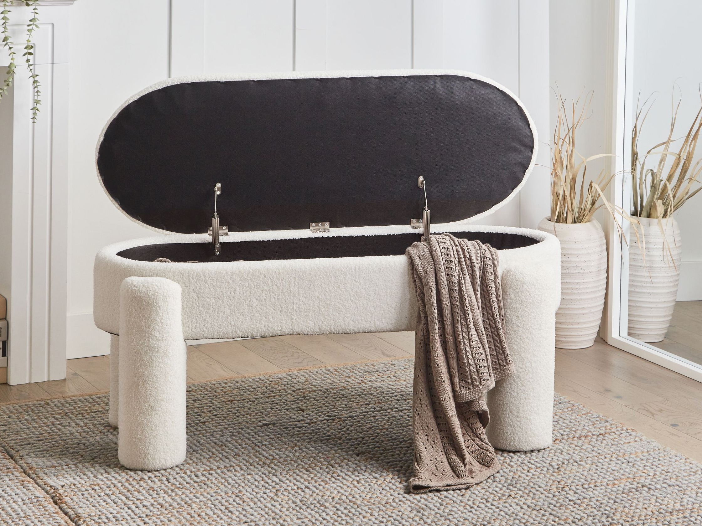 Tapecirana klupa Berwyn 2878