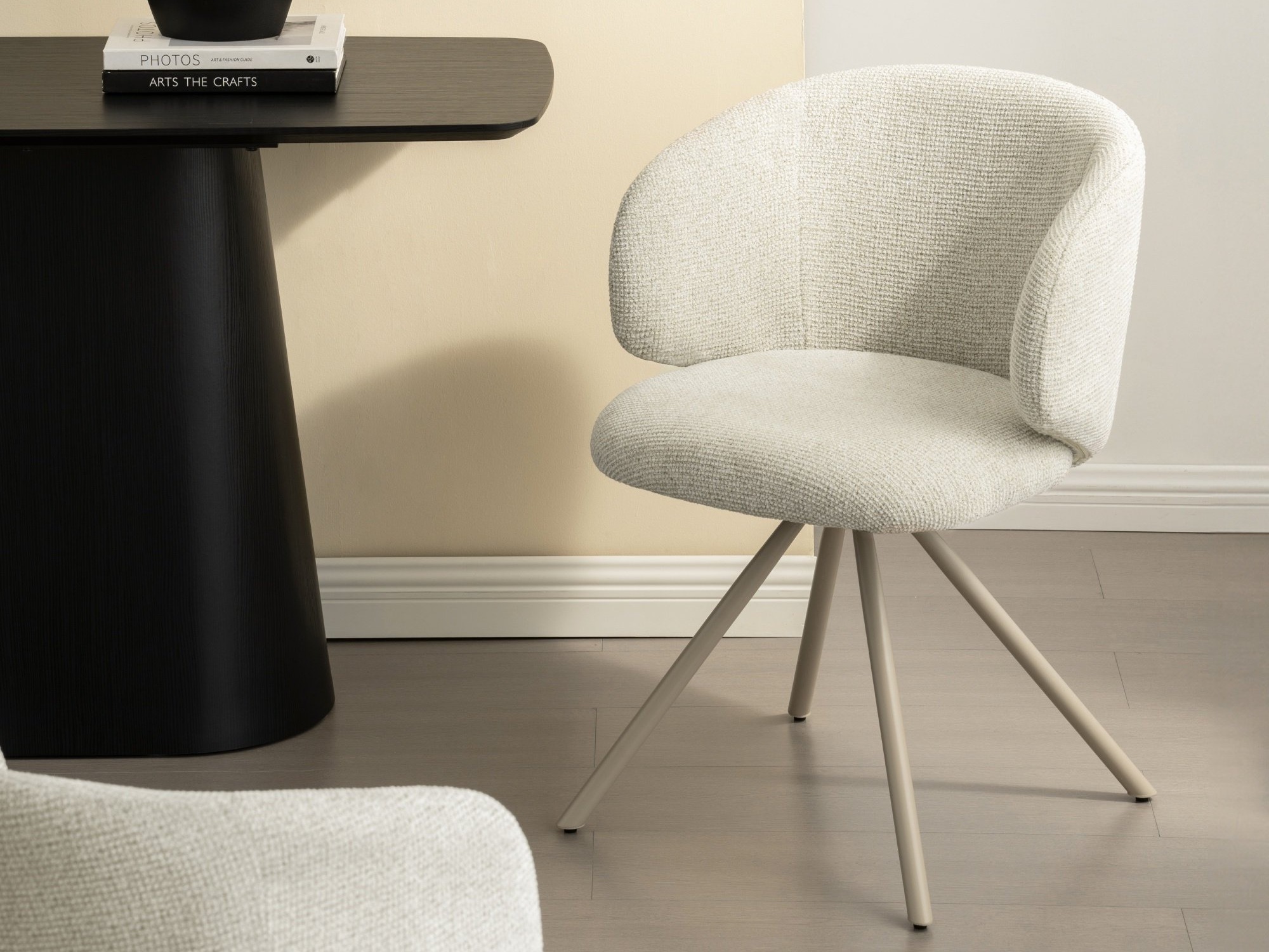 Stolica Burleson 515 (Bež)