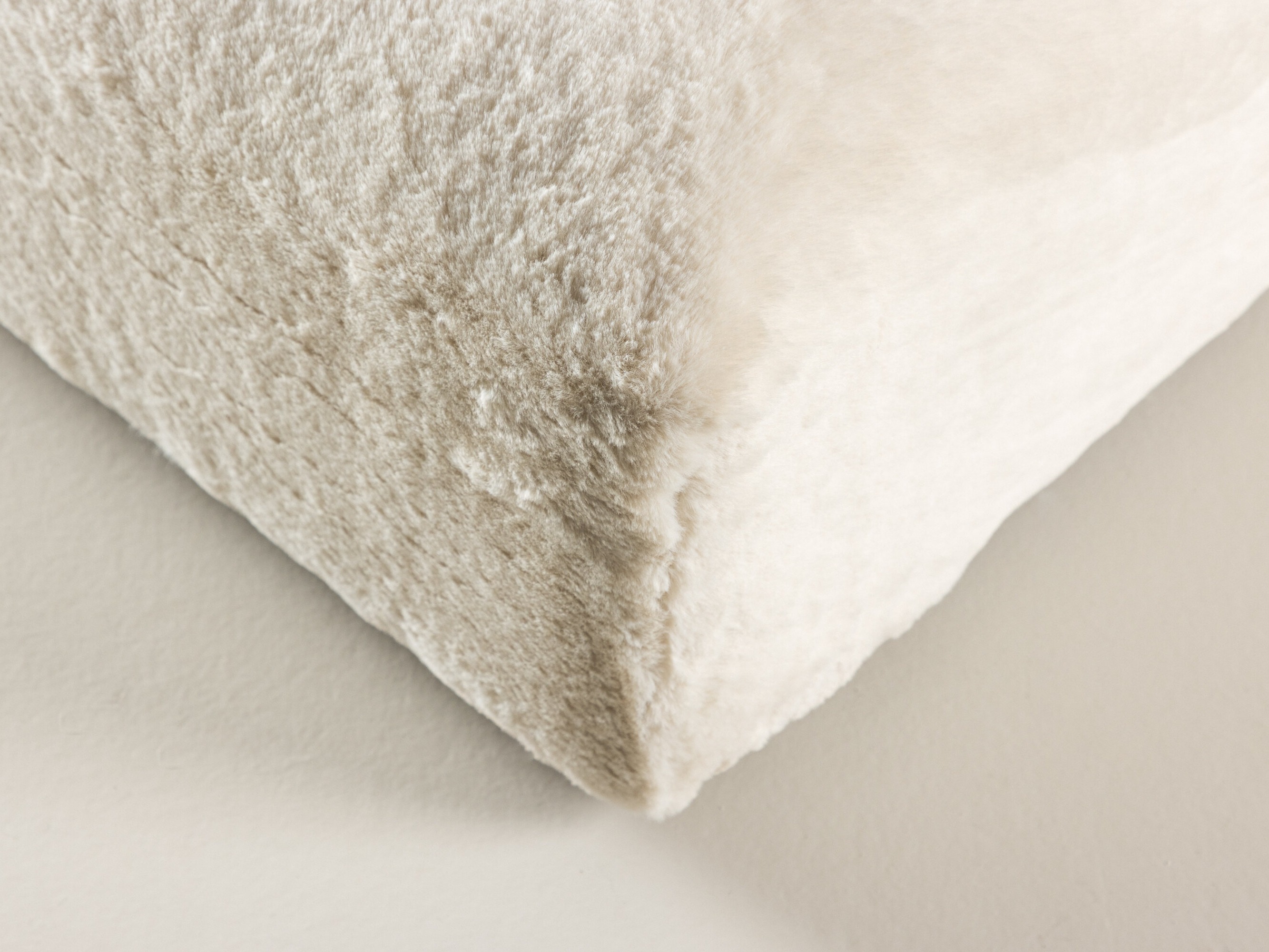 Tapecirana klupa Dallas 4977