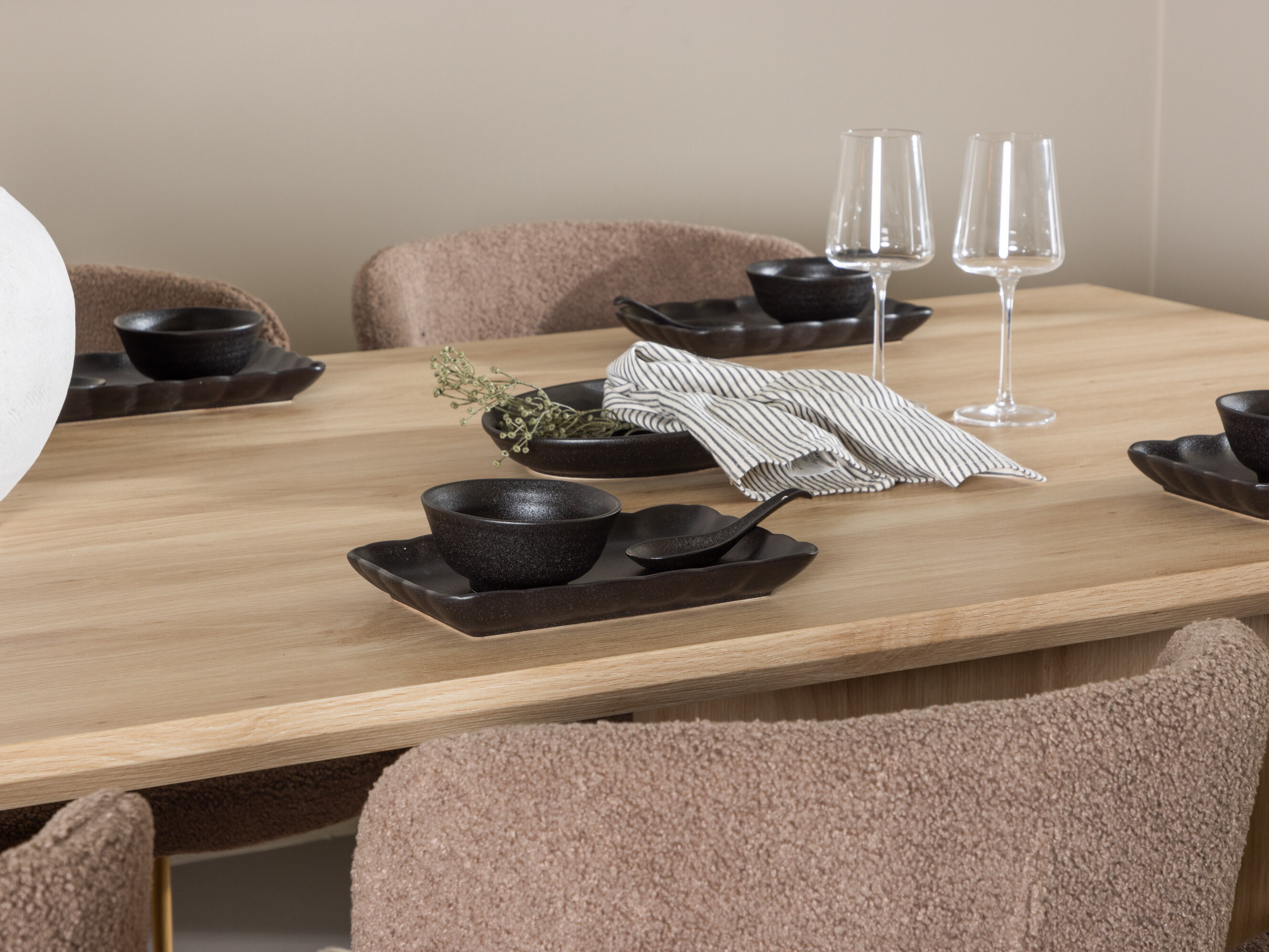 Blagovaonski set Dallas 5021 (Smeđa)