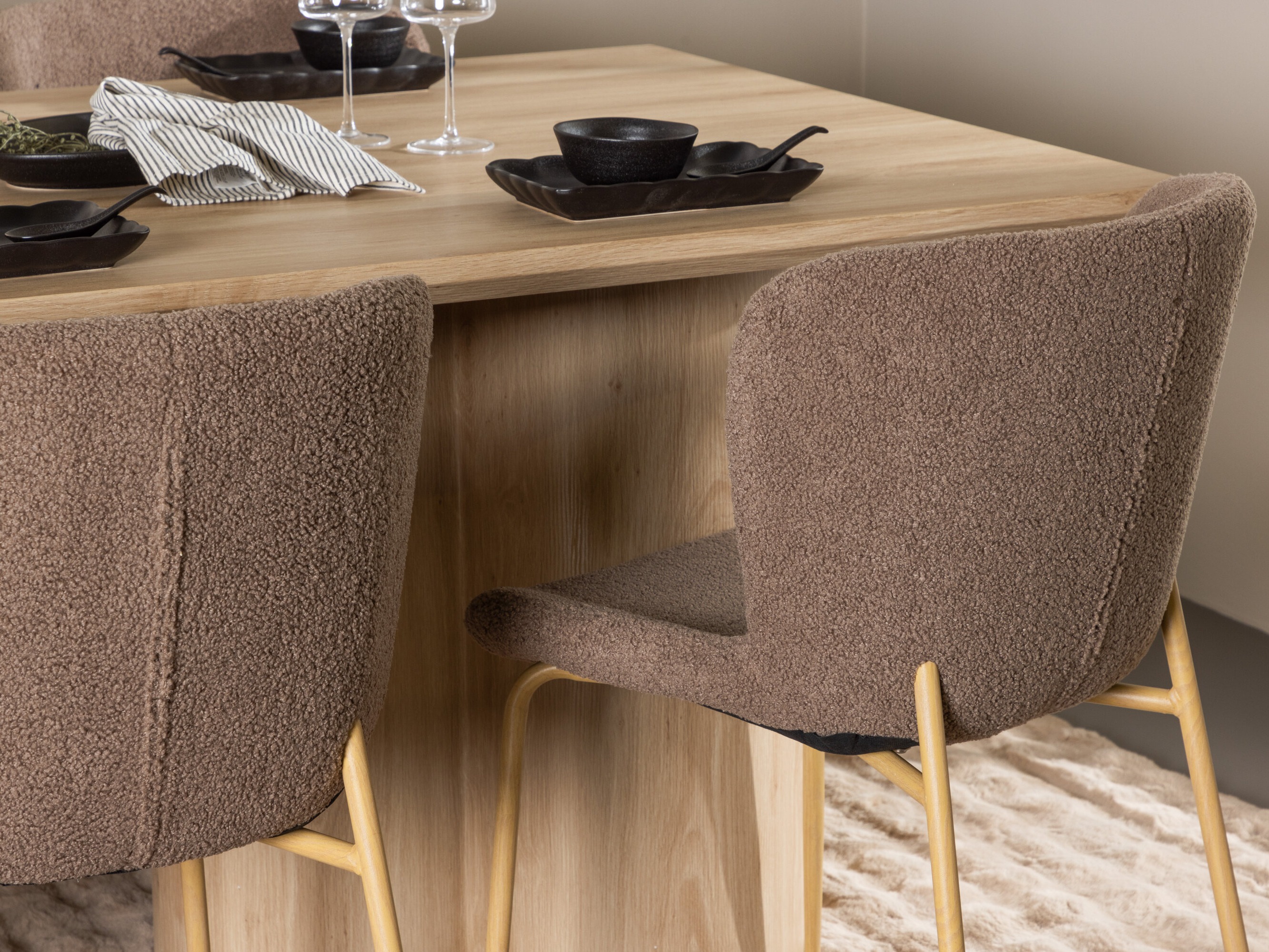 Blagovaonski set Dallas 5021 (Smeđa)