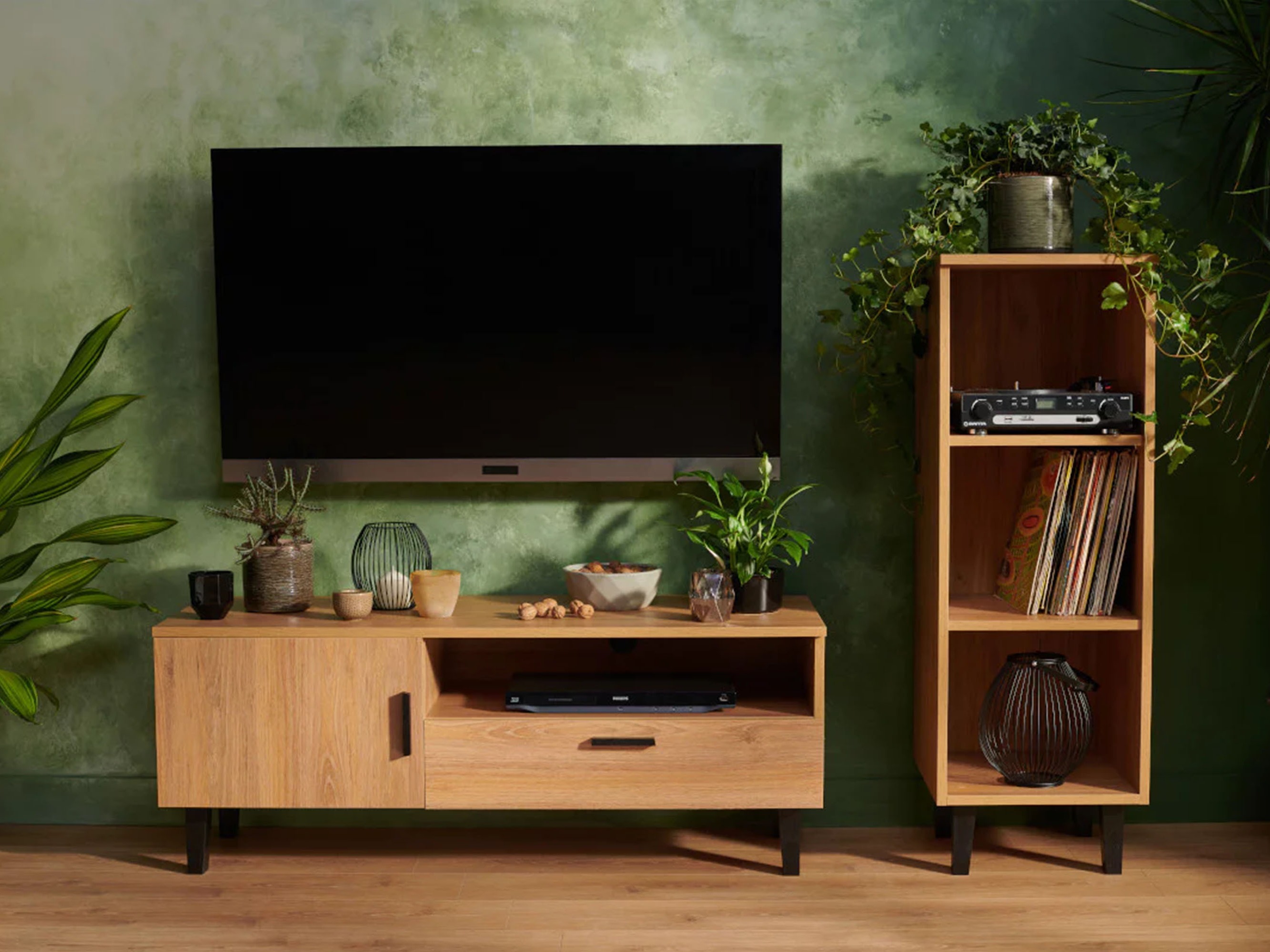 TV stol Fivbeli 101 (Hrast)