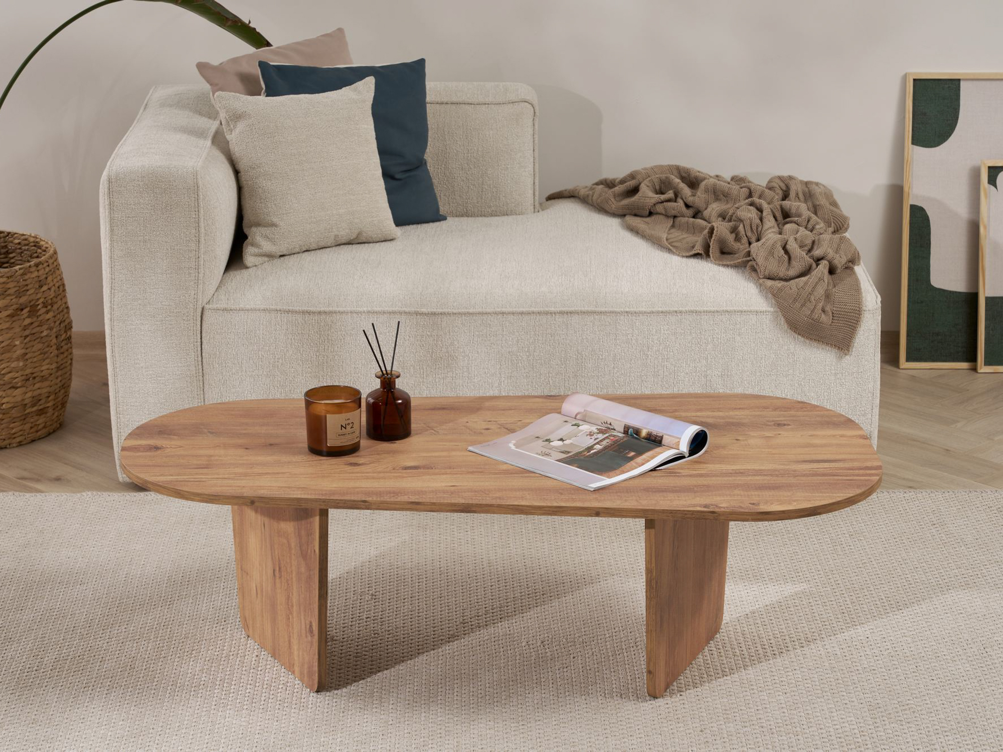 Stolić za kavu Novato 135 (Bor)