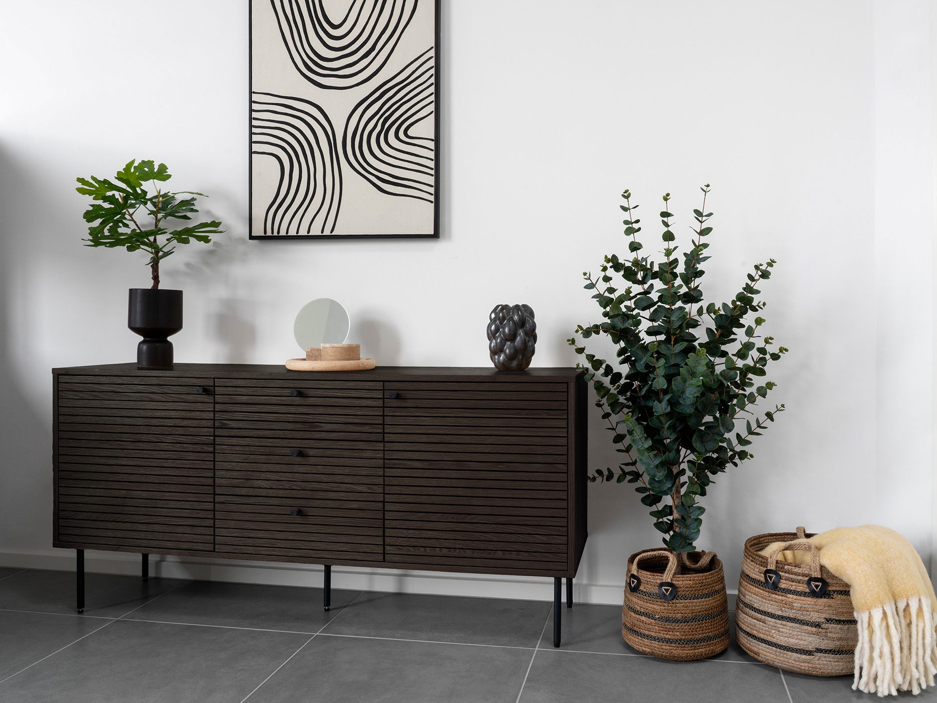 Komoda Elbelme 101 (Tamni hrast)