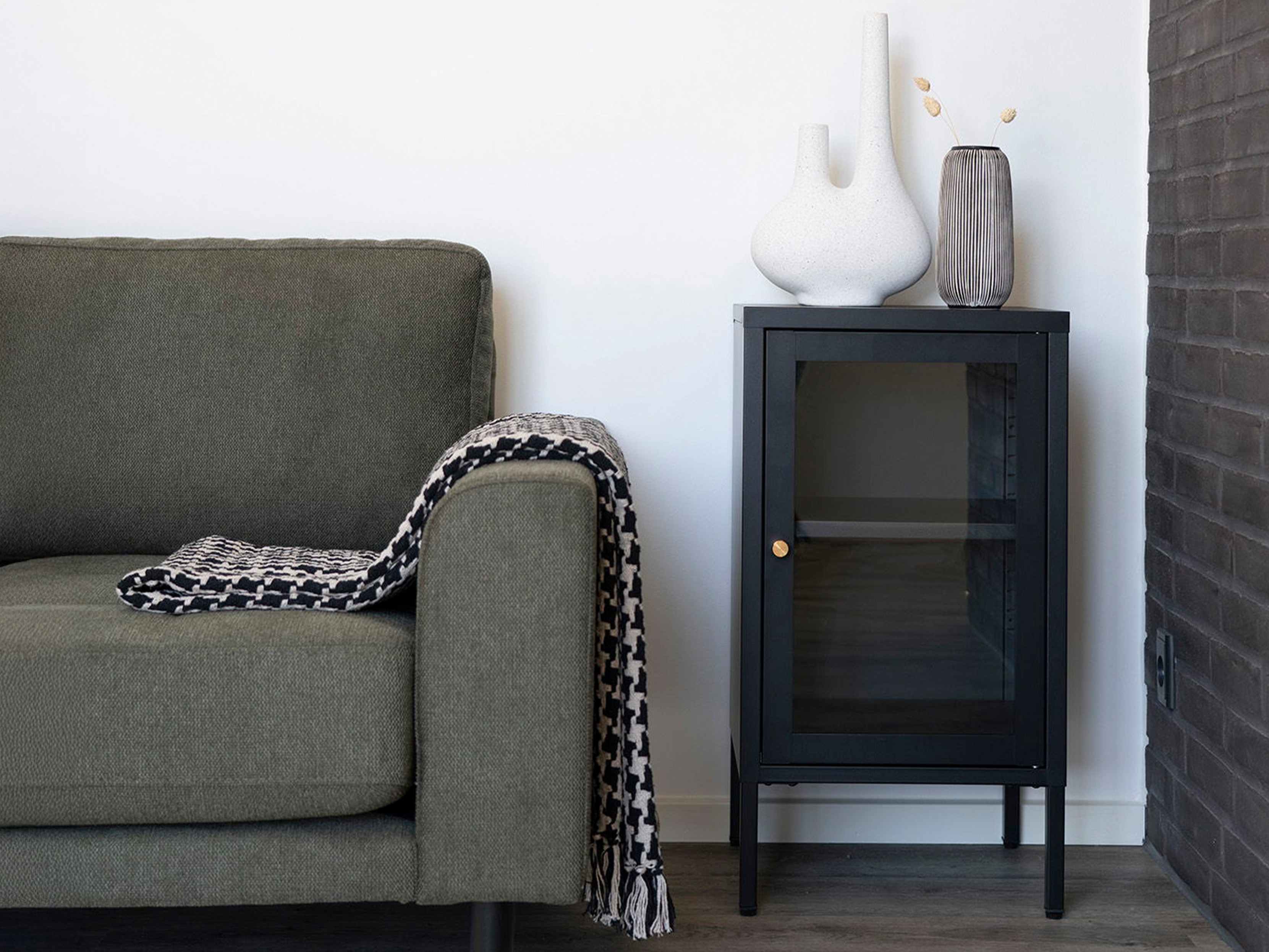 Ormarić Lirfloi 104 (Crna)