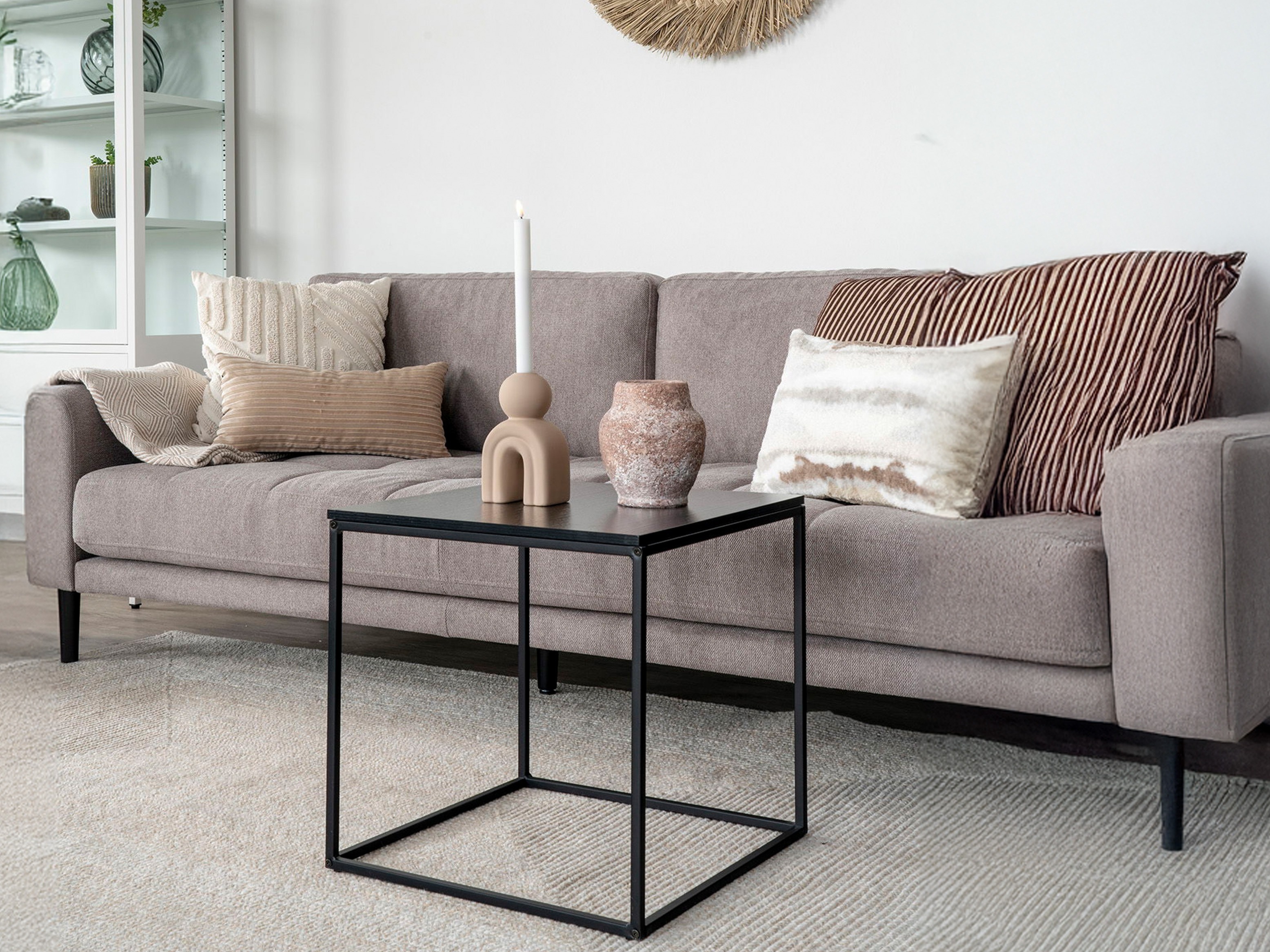 Pomoćni stolić Sorbeni 111 (Crna)