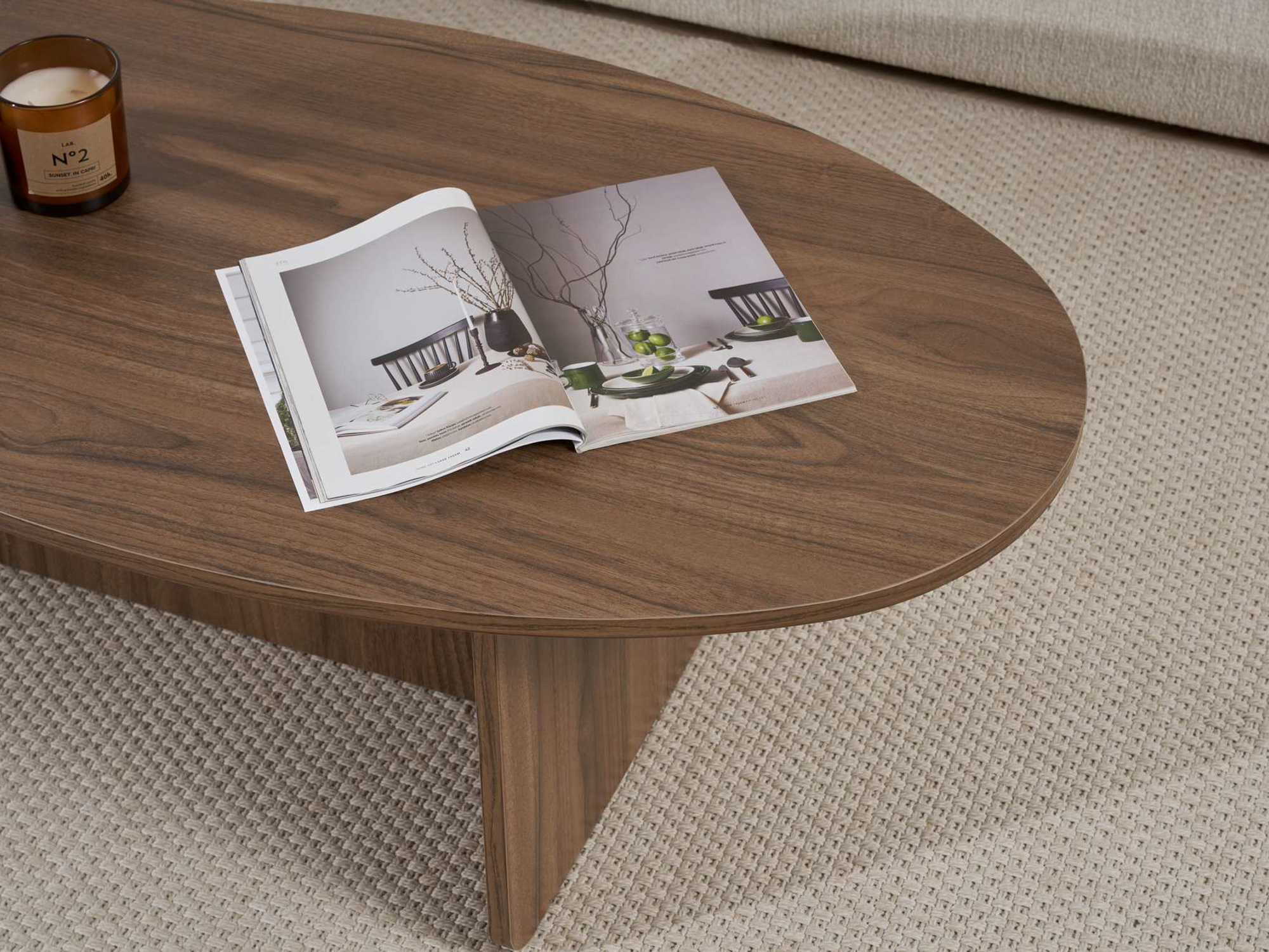 Stolić za kavu Novato 139 (Orah)