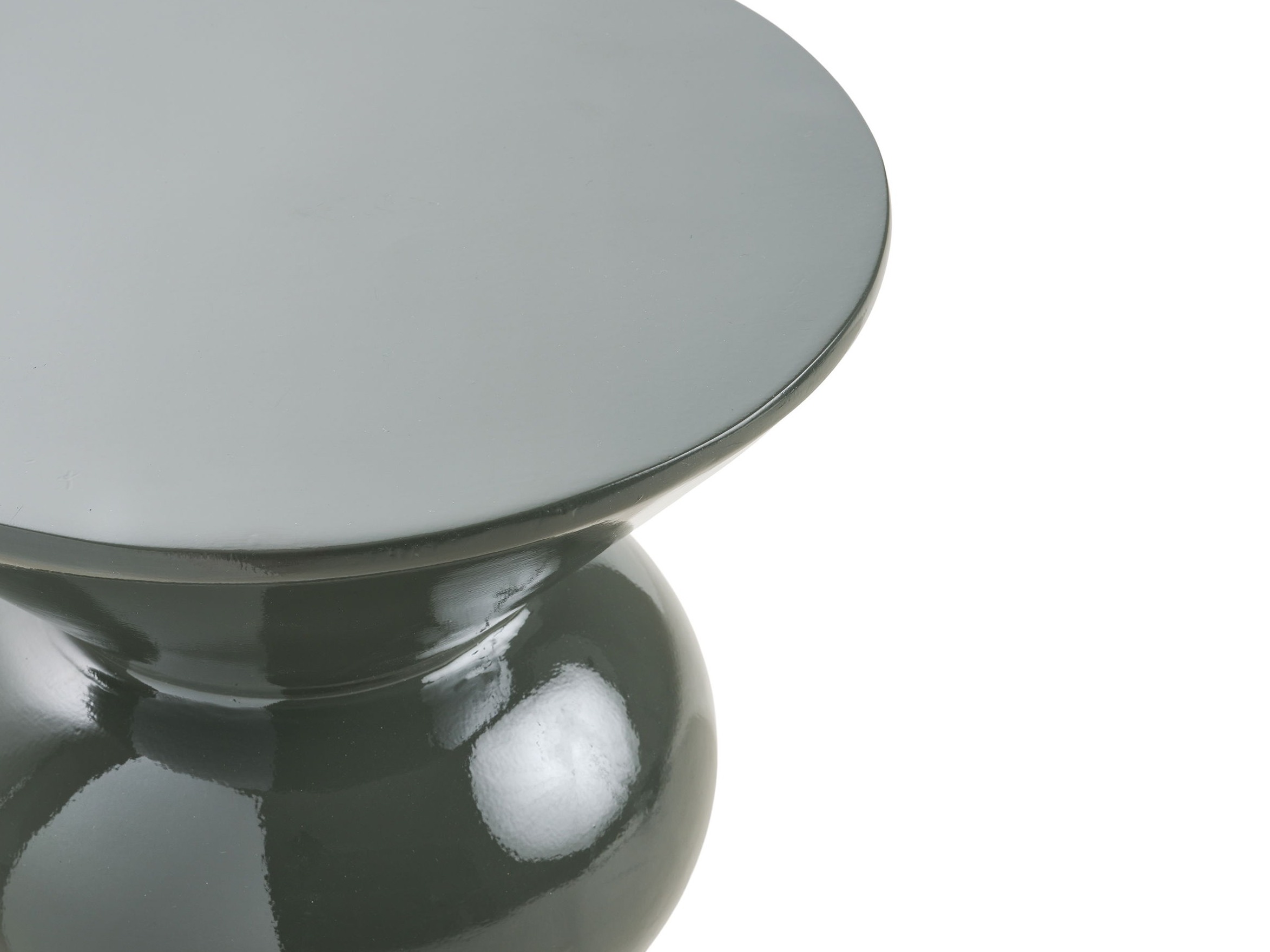 Pomoćni stolić Brea 120