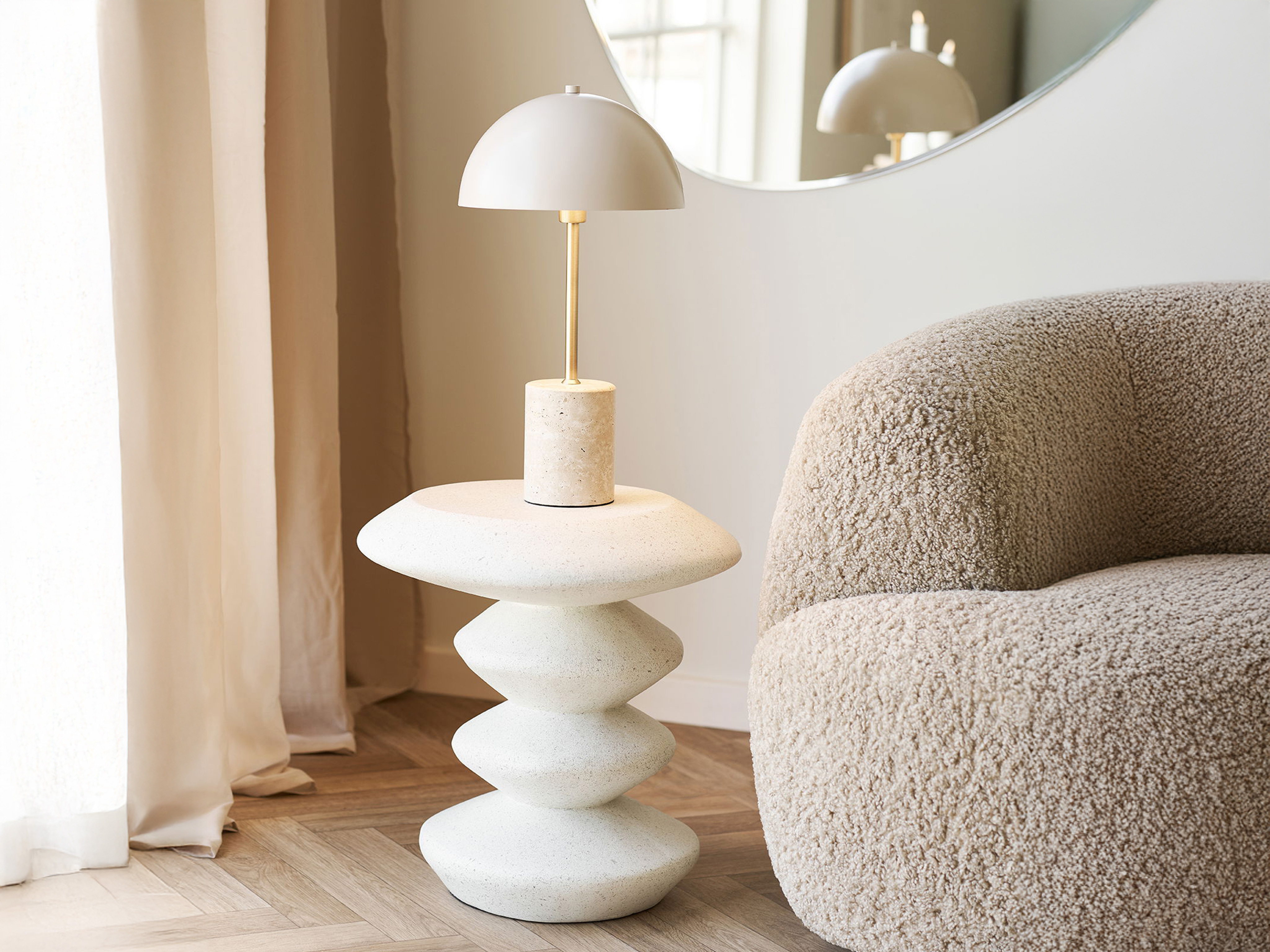 Pomoćni stolić Brea 122