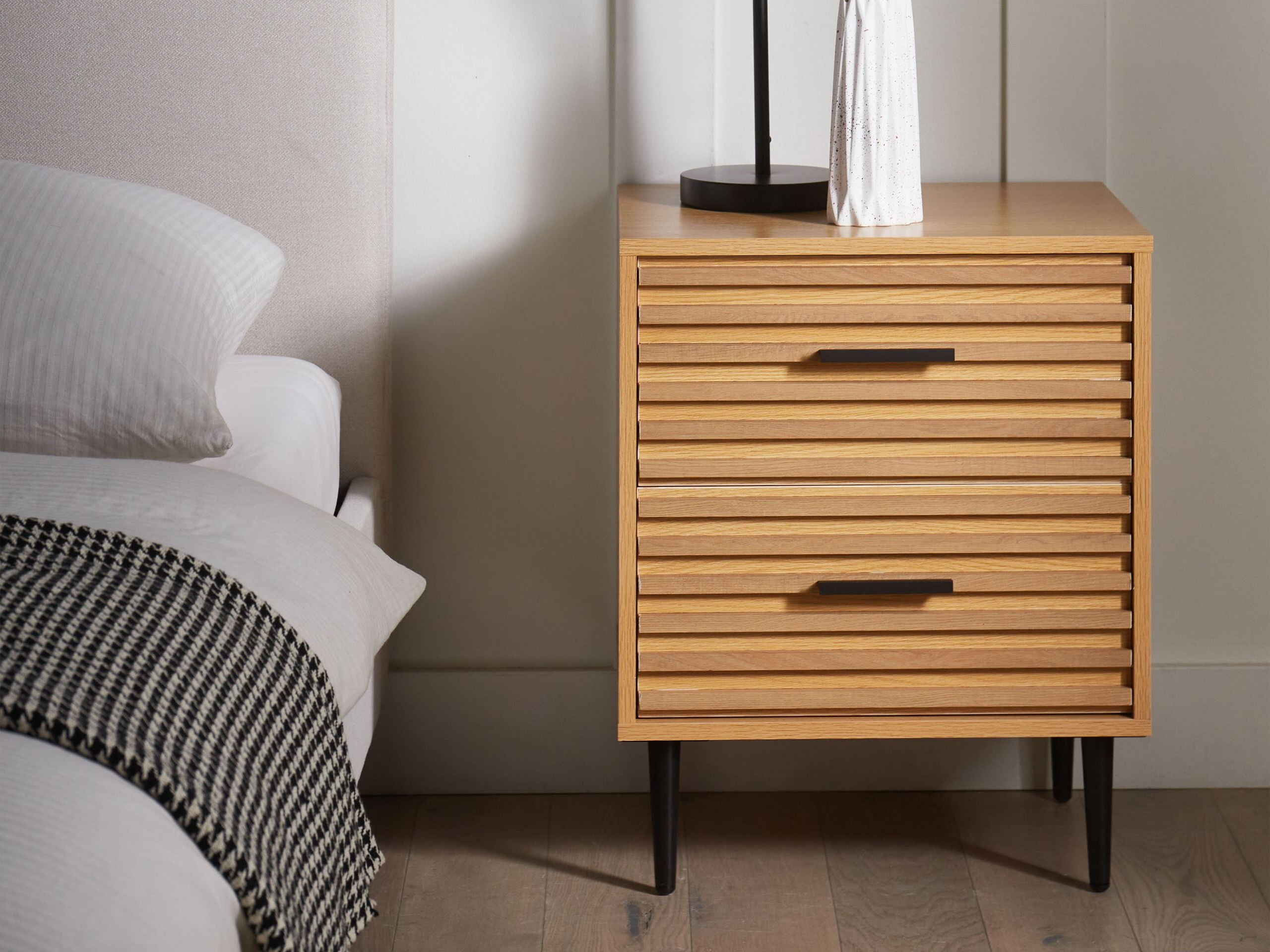 Noćni ormarić Berwyn 2913 (Svijetlo smeđa)