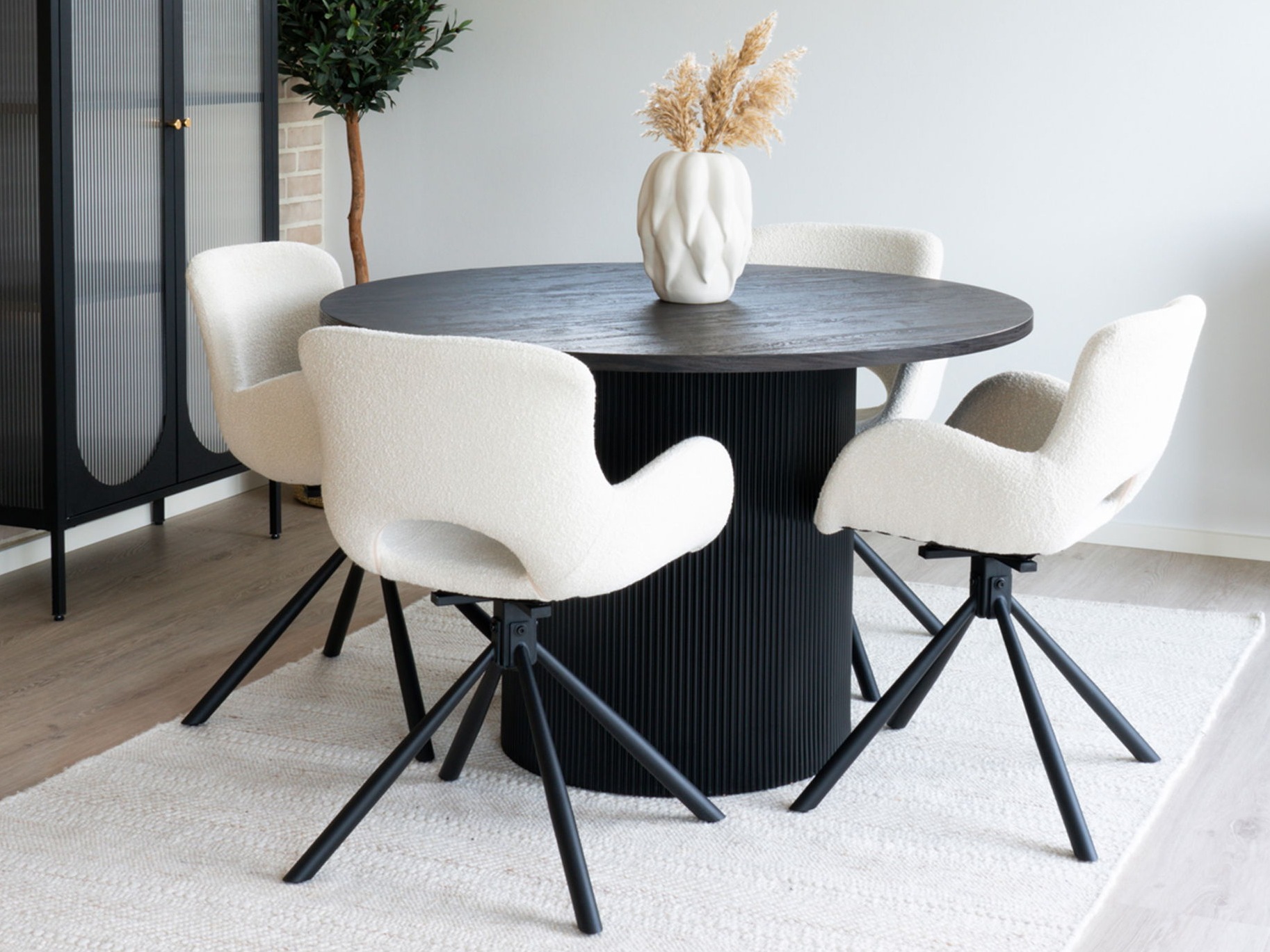 Stolica Brea 168 (Bijela)