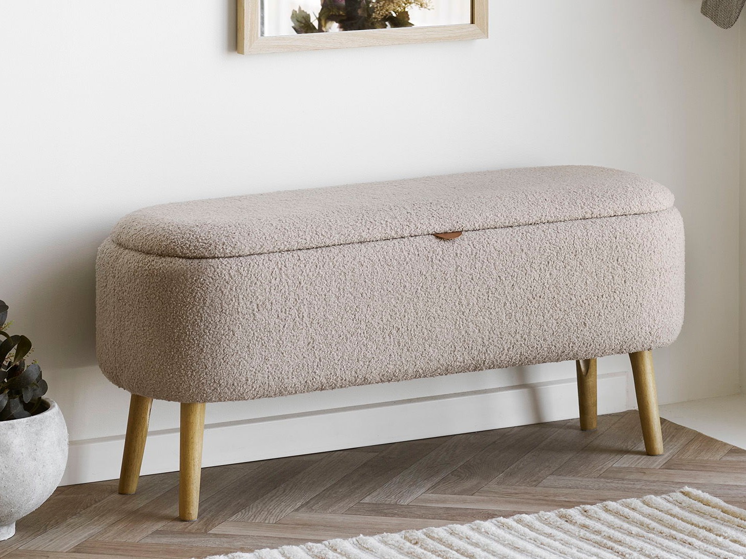 Tapecirana klupa Brea 192