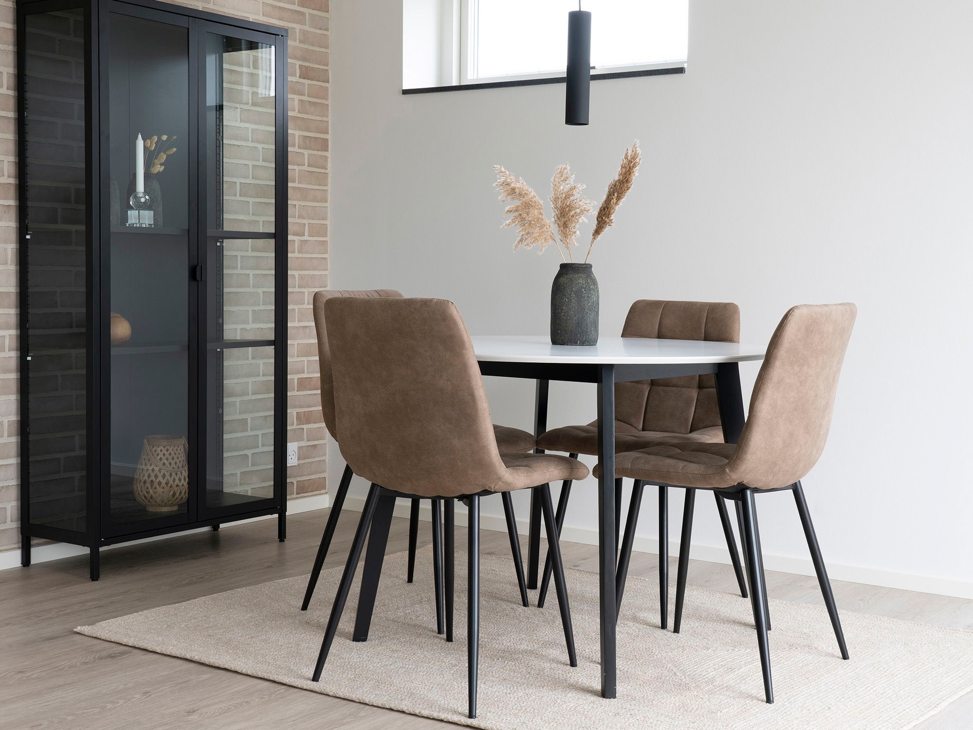 Stolica Brea 227 (Crna + Svijetlo smeđa)