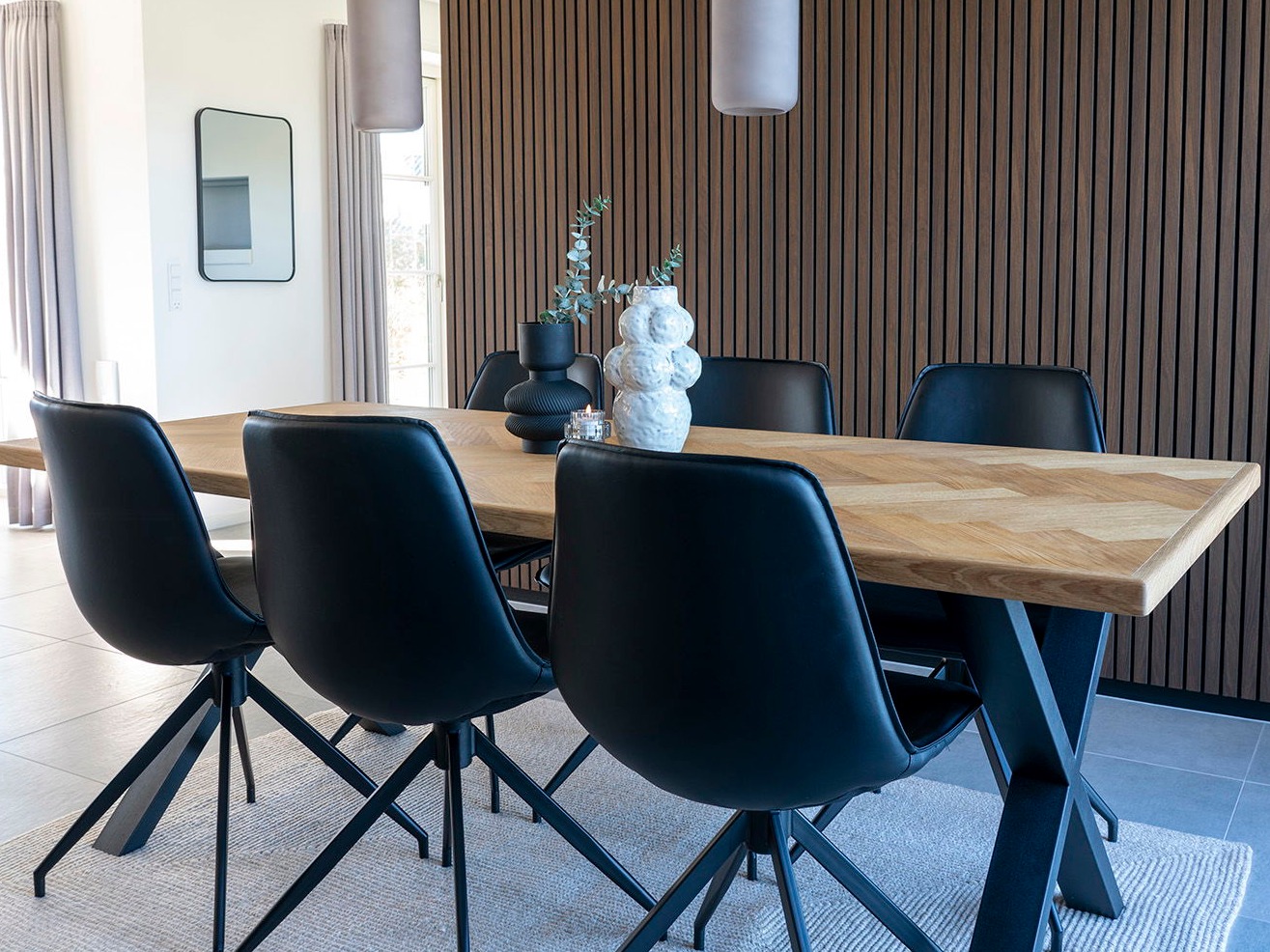 Stolica Brea 238 (Crna)