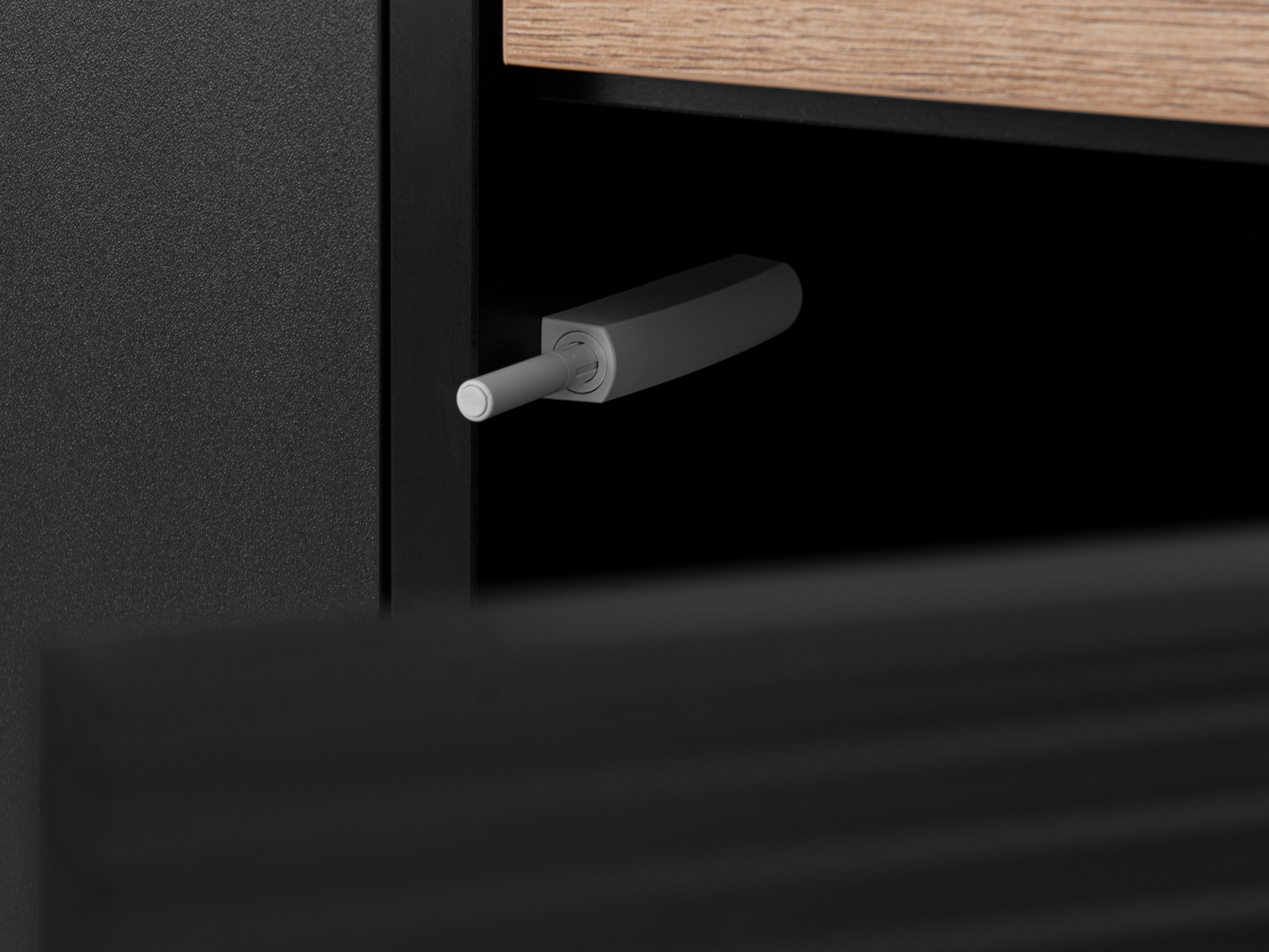 Ormarić Corevaru 115 (Crna)