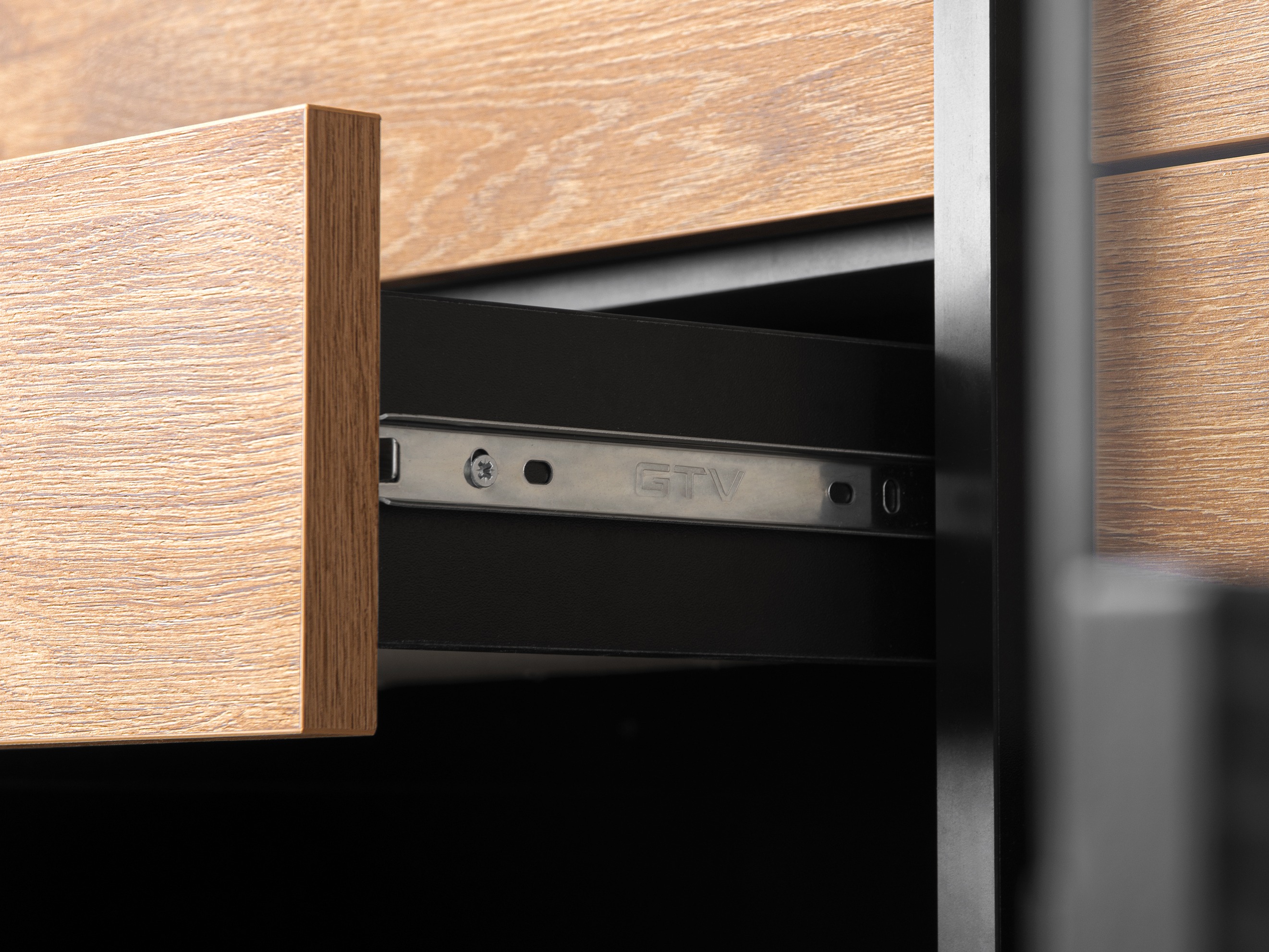 Polica Corevaru 118 (Crna)