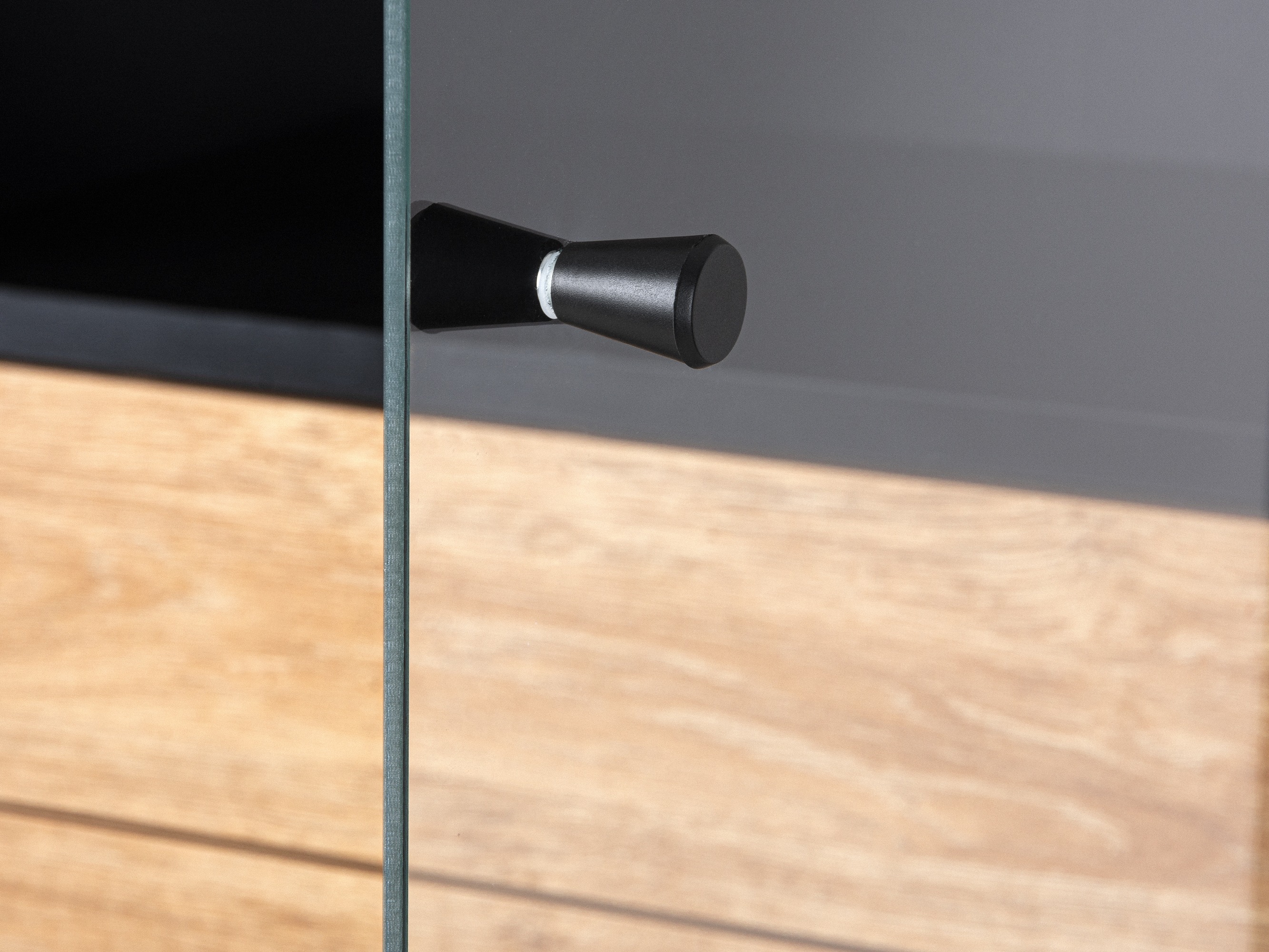 Polica Corevaru 119 (Crna)