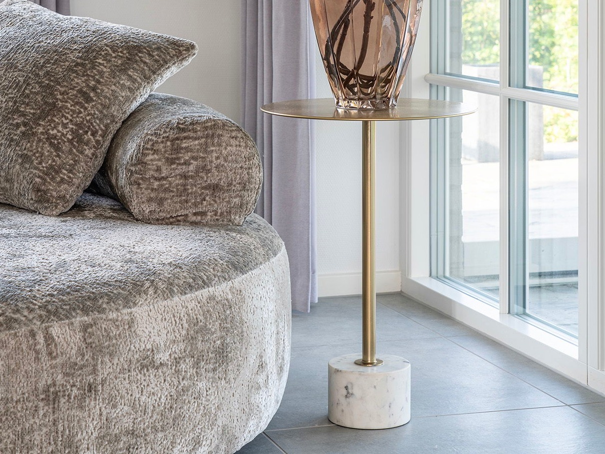 Pomoćni stolić Brea 257