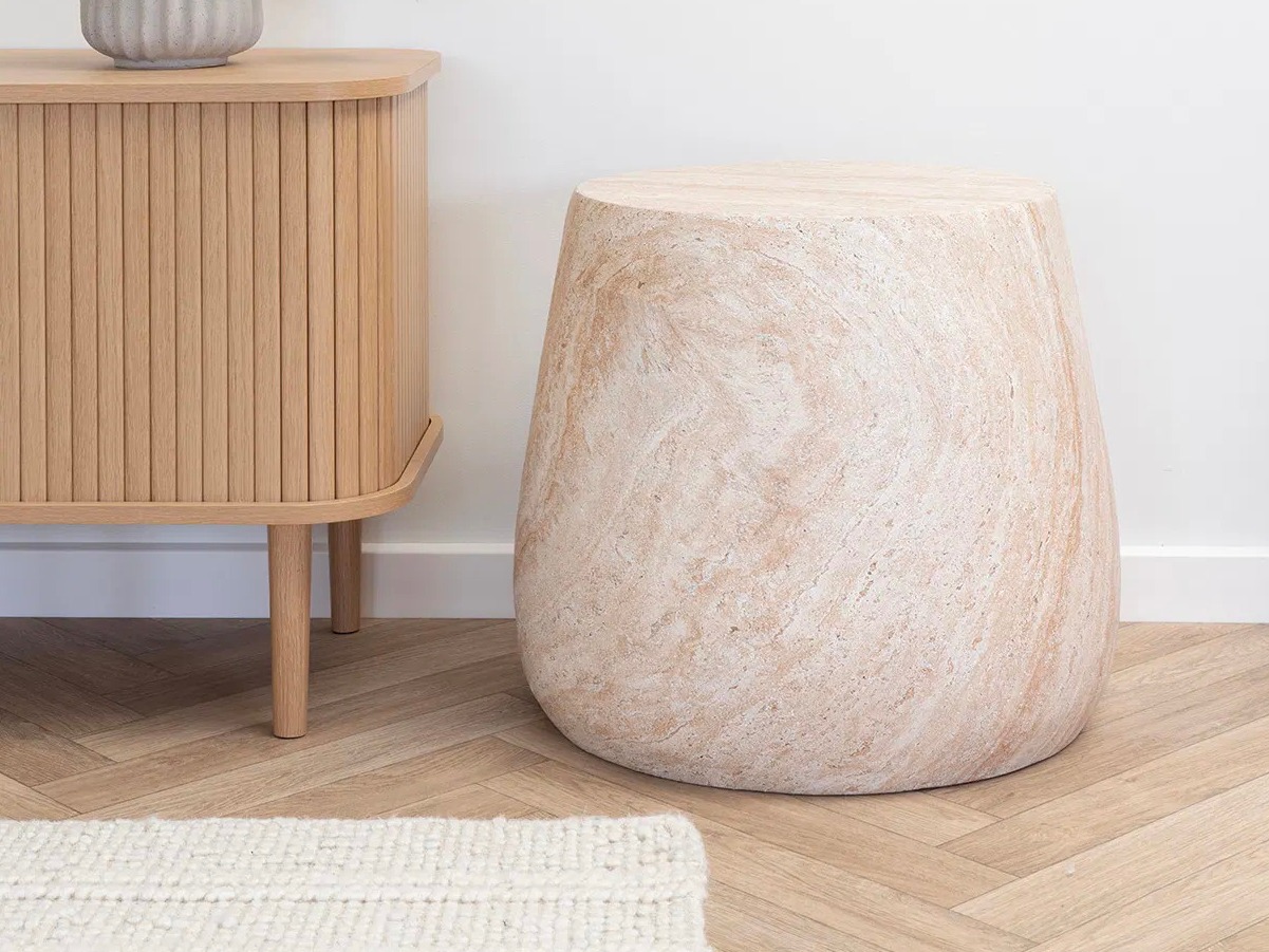 Pomoćni stolić Brea 285