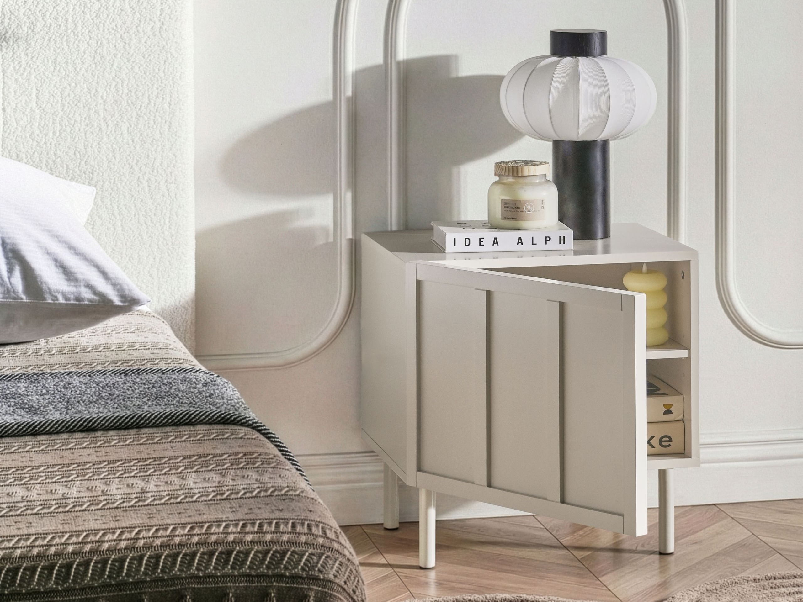 Noćni ormarić Berwyn 3058