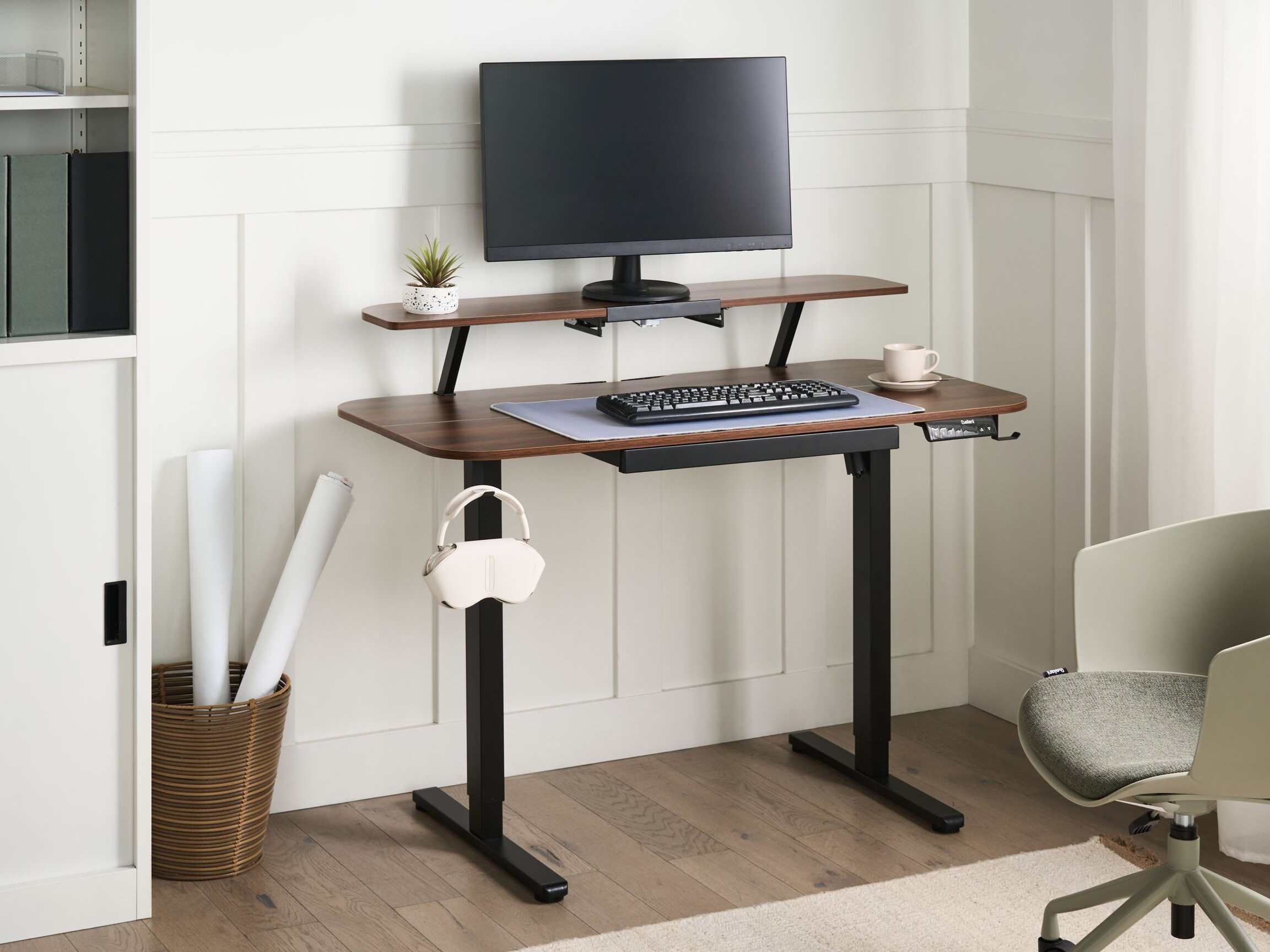 Radni stol podesiv po visini Berwyn 3128 (Crna + Smeđa)