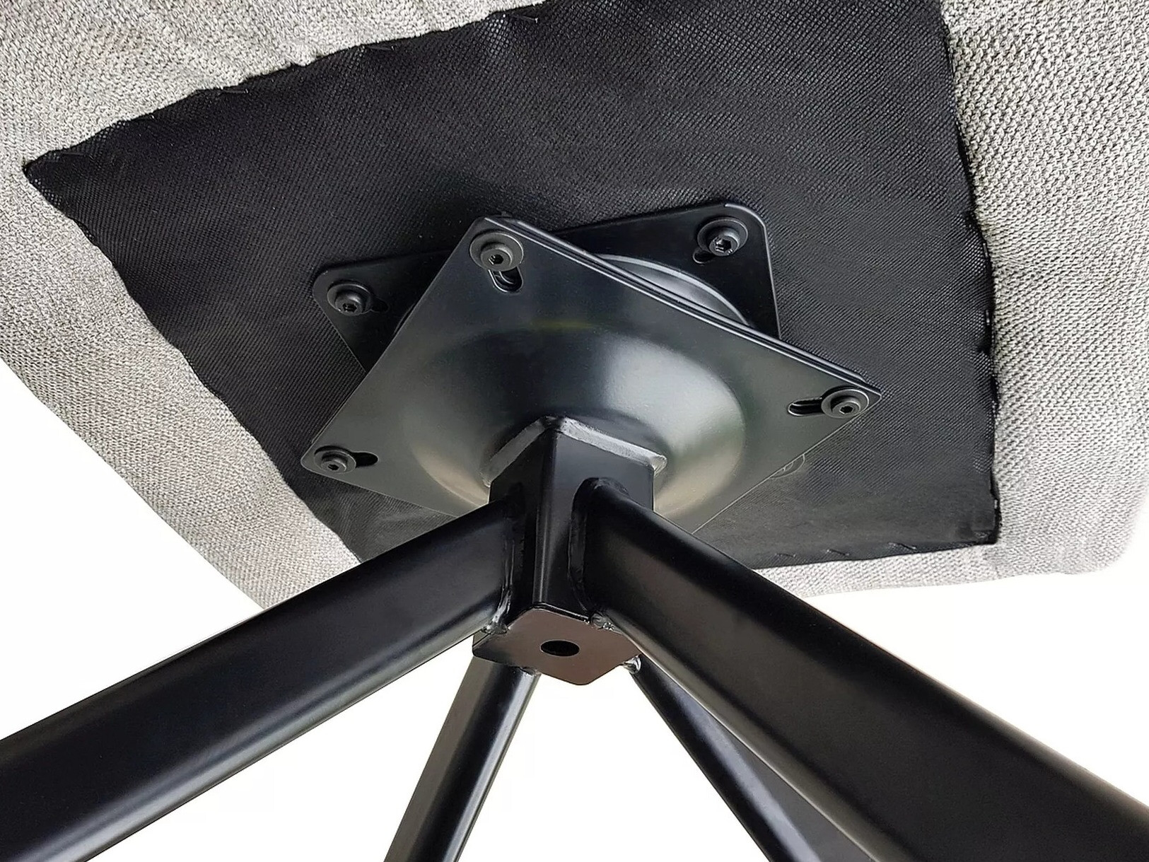 Stolica SC9730 s oštećenim pakiranjem