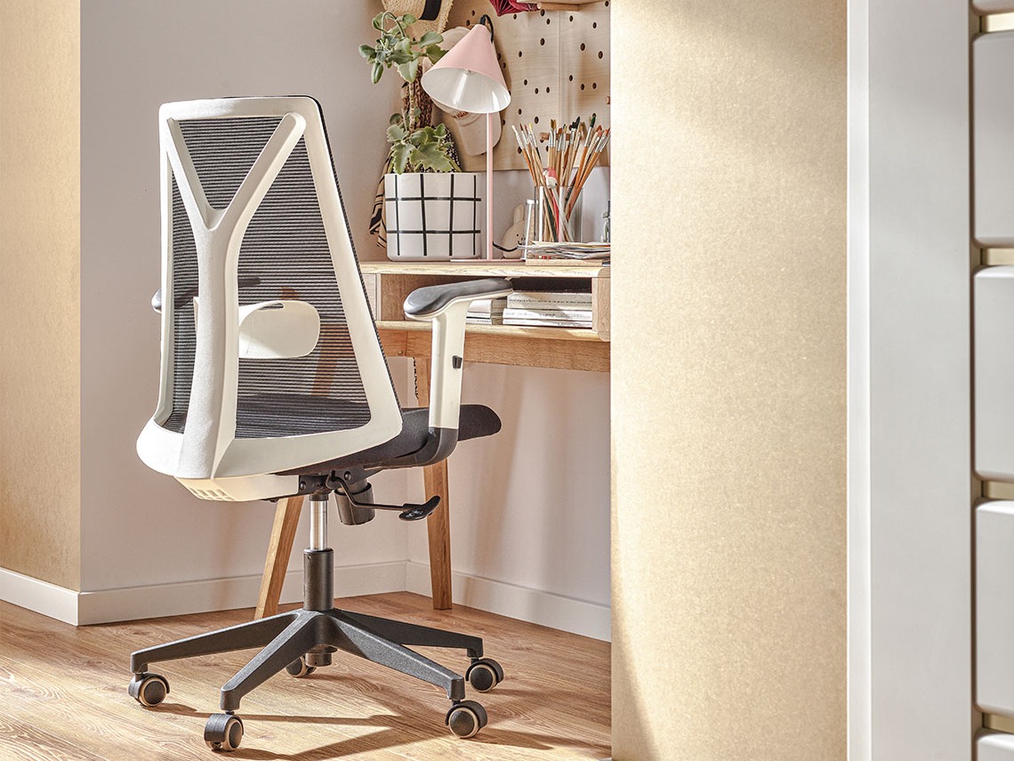 Uredski stol Ruvruvi 115