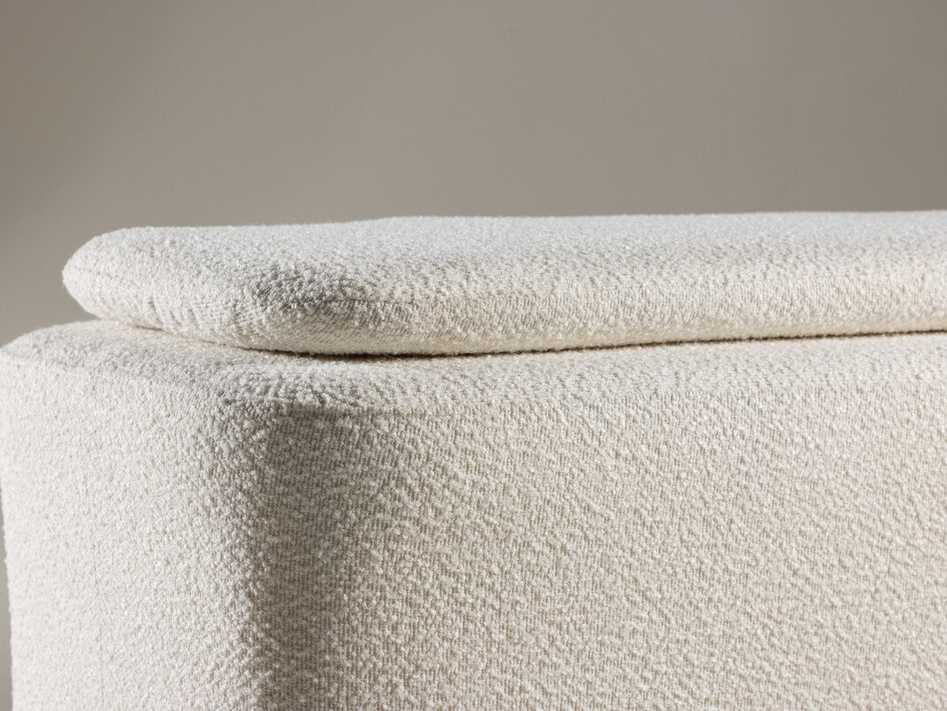 Tapecirana klupa SC9750