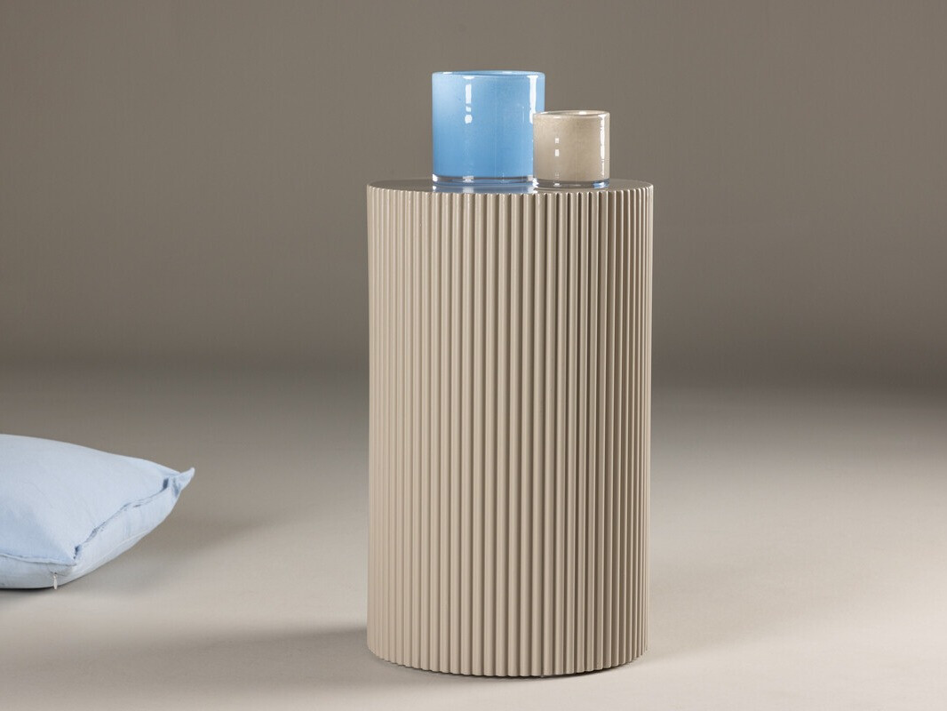 Pomoćni stolić SC9782 s oštećenim pakiranjem