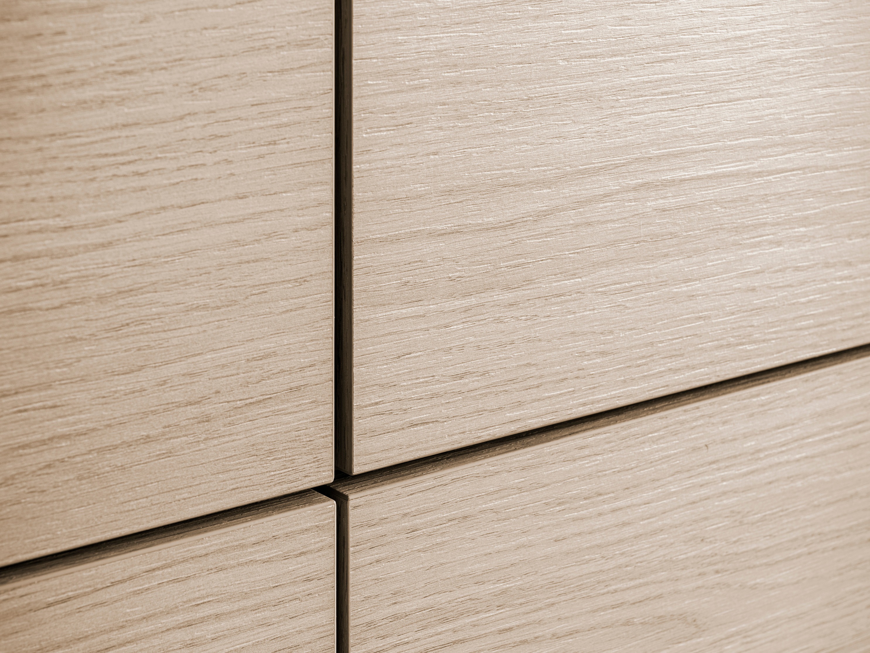 Ormarić Vesdore 104