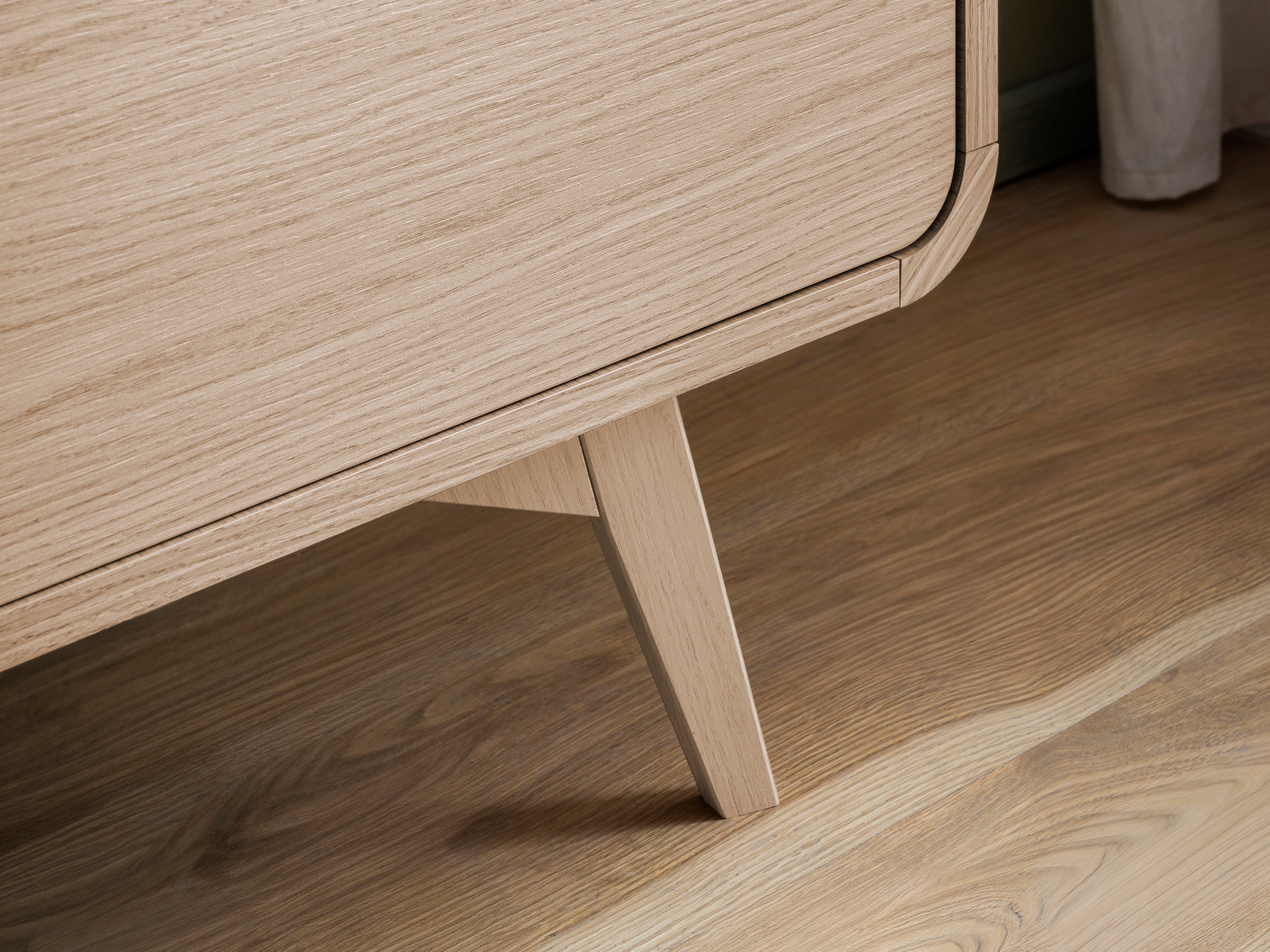 Ormarić Vesdore 105