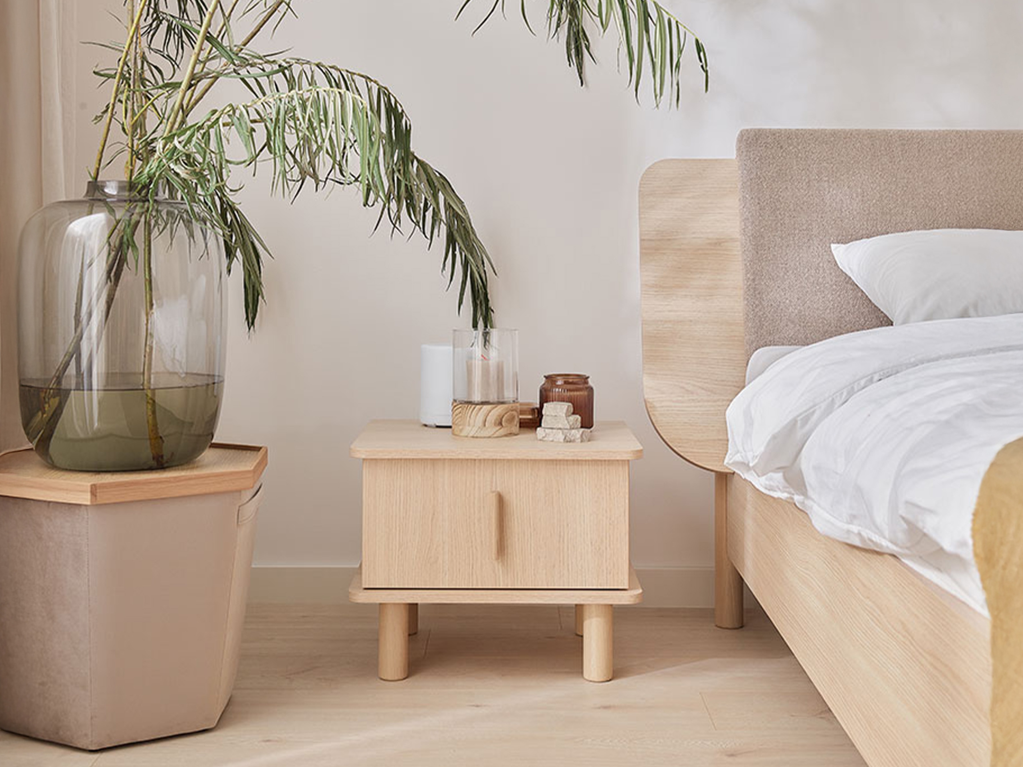 Noćni ormarić Camcamo 106